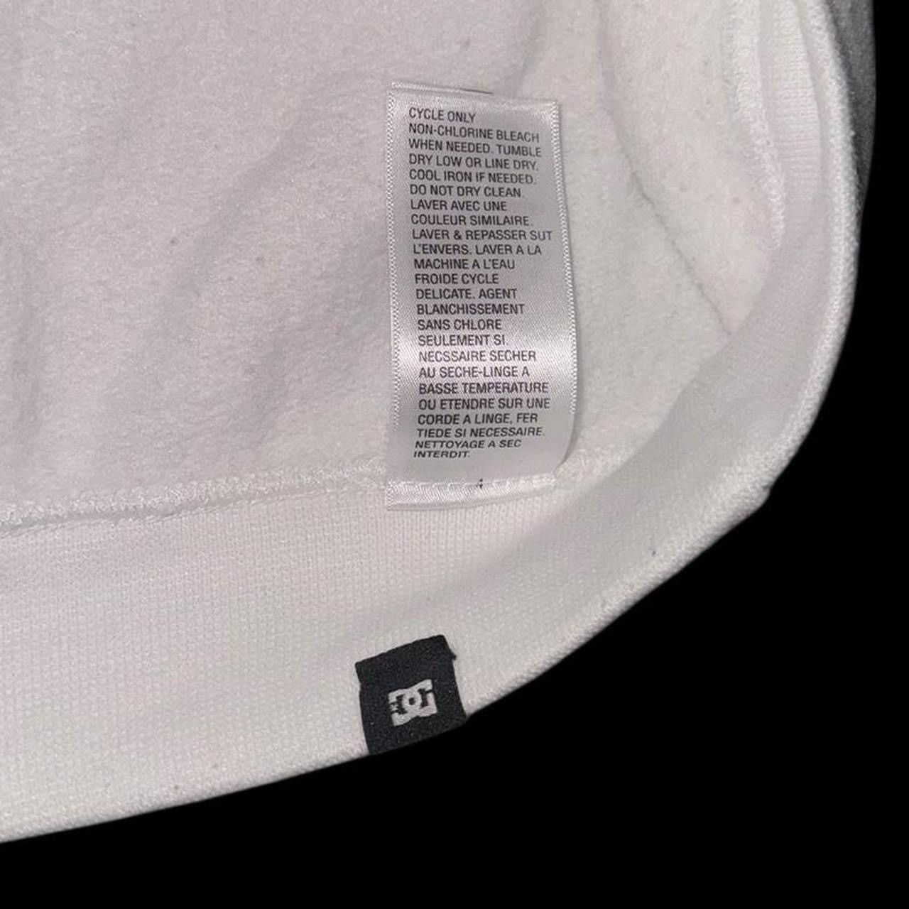 Vintage Y2K DC Shoe Co. USA Pullover Skate Hoodie White / Black Size US S / EU 44-46 / 1 - 5 Thumbnail