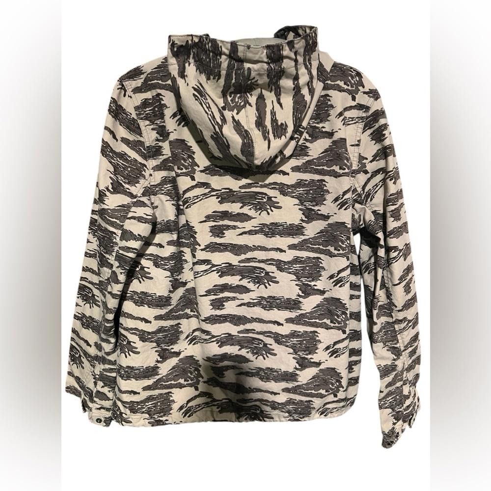 H&M H&M Trendy Graphic Hoodie with Kangaroo Pocket Size US M / EU 48-50 / 2 - 2 Thumbnail