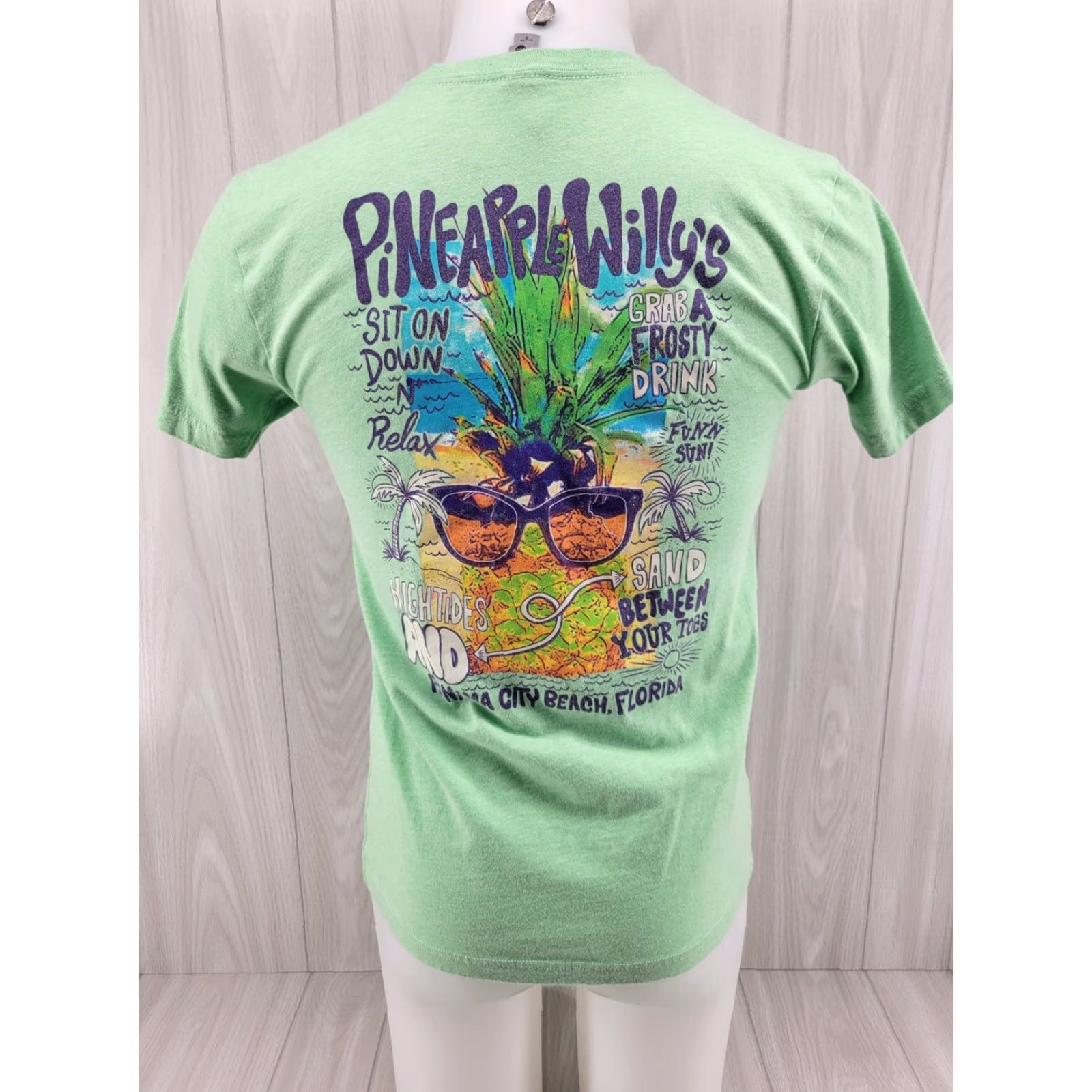 Next Level PINEAPPLE WILLYS T SHIRT TEE GREEN PANAMA CITY BEACH FL FLORIDA MENS SIZE Small Size US S / EU 44-46 / 1 - 2 Thumbnail