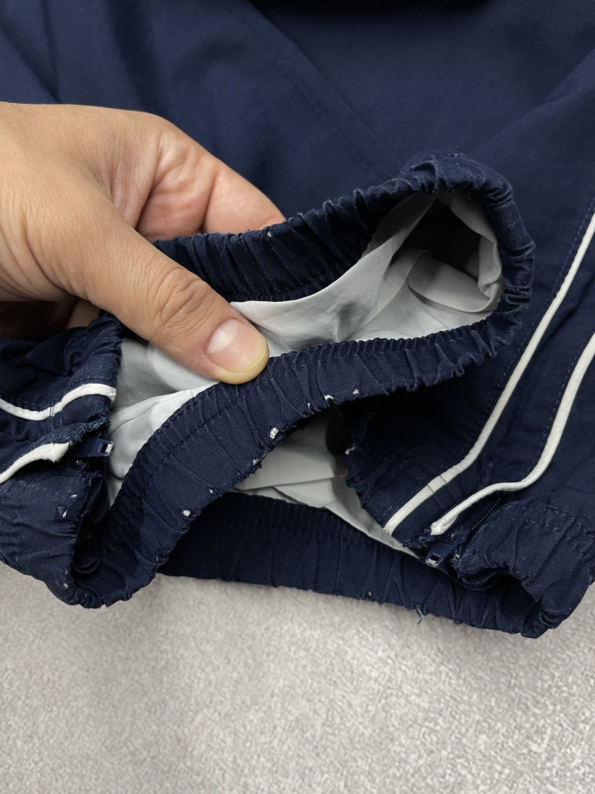 Nike Vintage Nike Nylon Sweatpants Navy Double Big Logo Drill Y2K Size US 34 / EU 50 - 9 Thumbnail