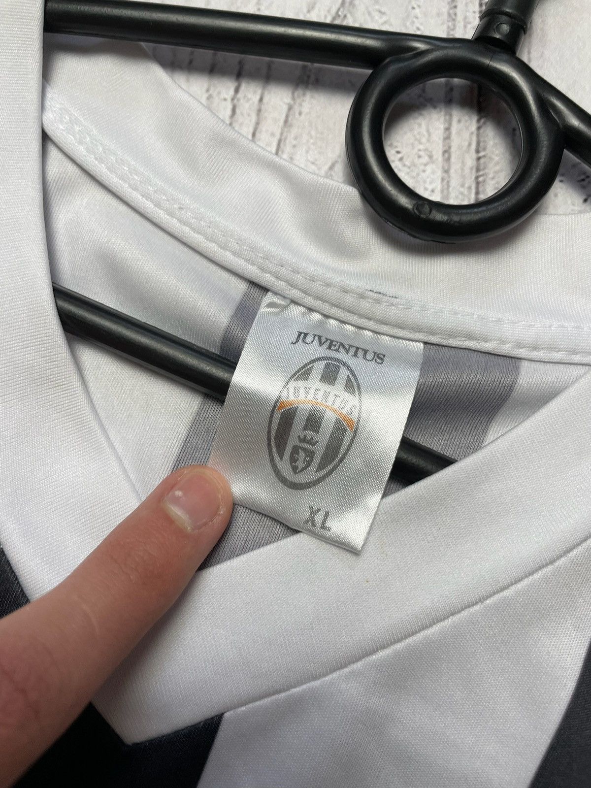 Vintage Vintage Juventus TEVEZ 10 soccer tee size L Size US L / EU 52-54 / 3 - 4 Thumbnail