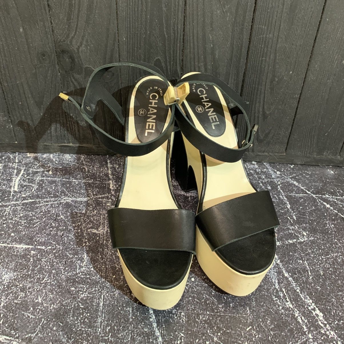 Chanel Women's CHANEL Ankle Strap Platform Sandals Leather Size 40 Size US 10 / IT 40 - 6 Thumbnail