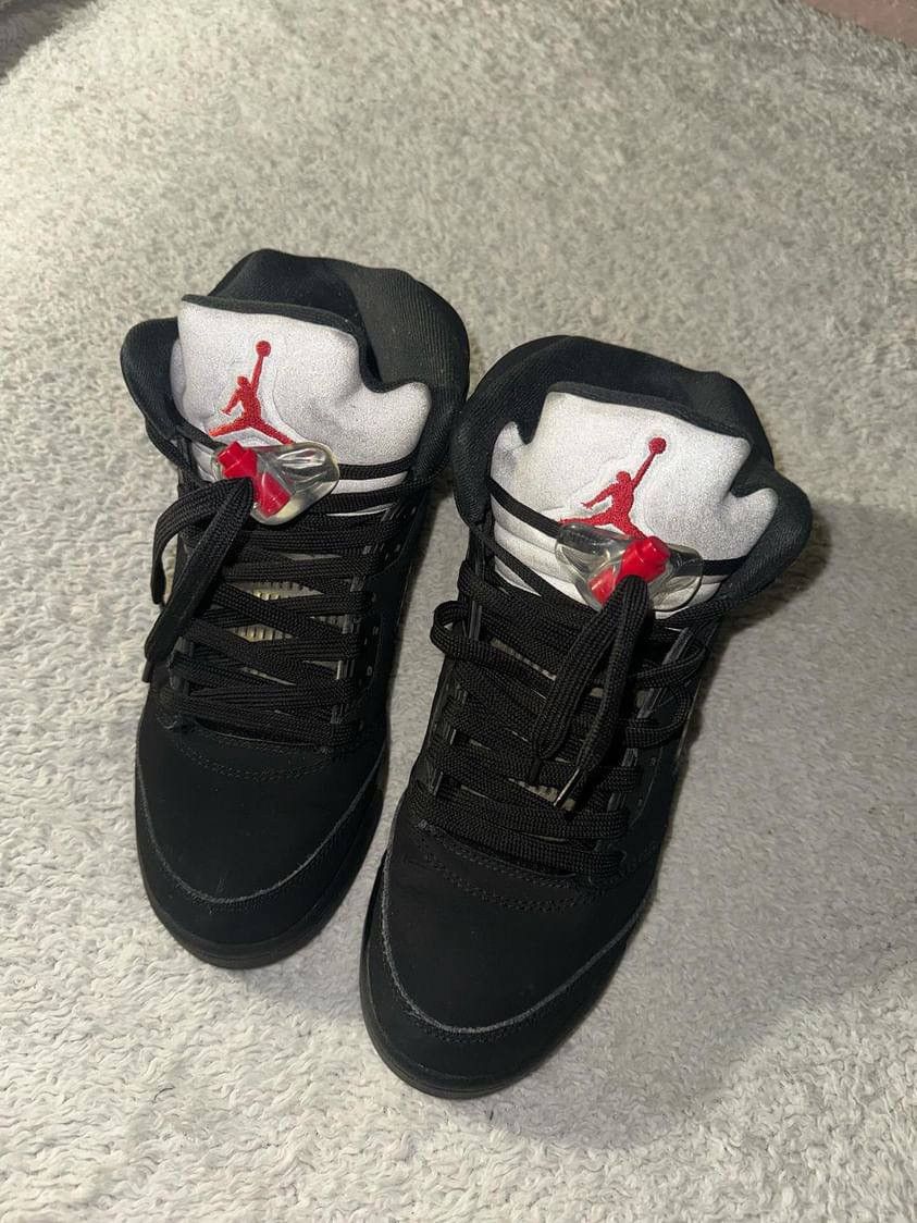 Jordan Brand Jordan 5 Retro Black Metallic Size US 7 / EU 40 - 3 Thumbnail