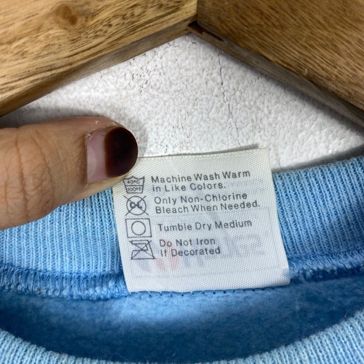 Hanes × Vintage Vintage 80's Hanes UNITED NATIONS Nations Unies Crewneck Size US M / EU 48-50 / 2 - 8 Thumbnail