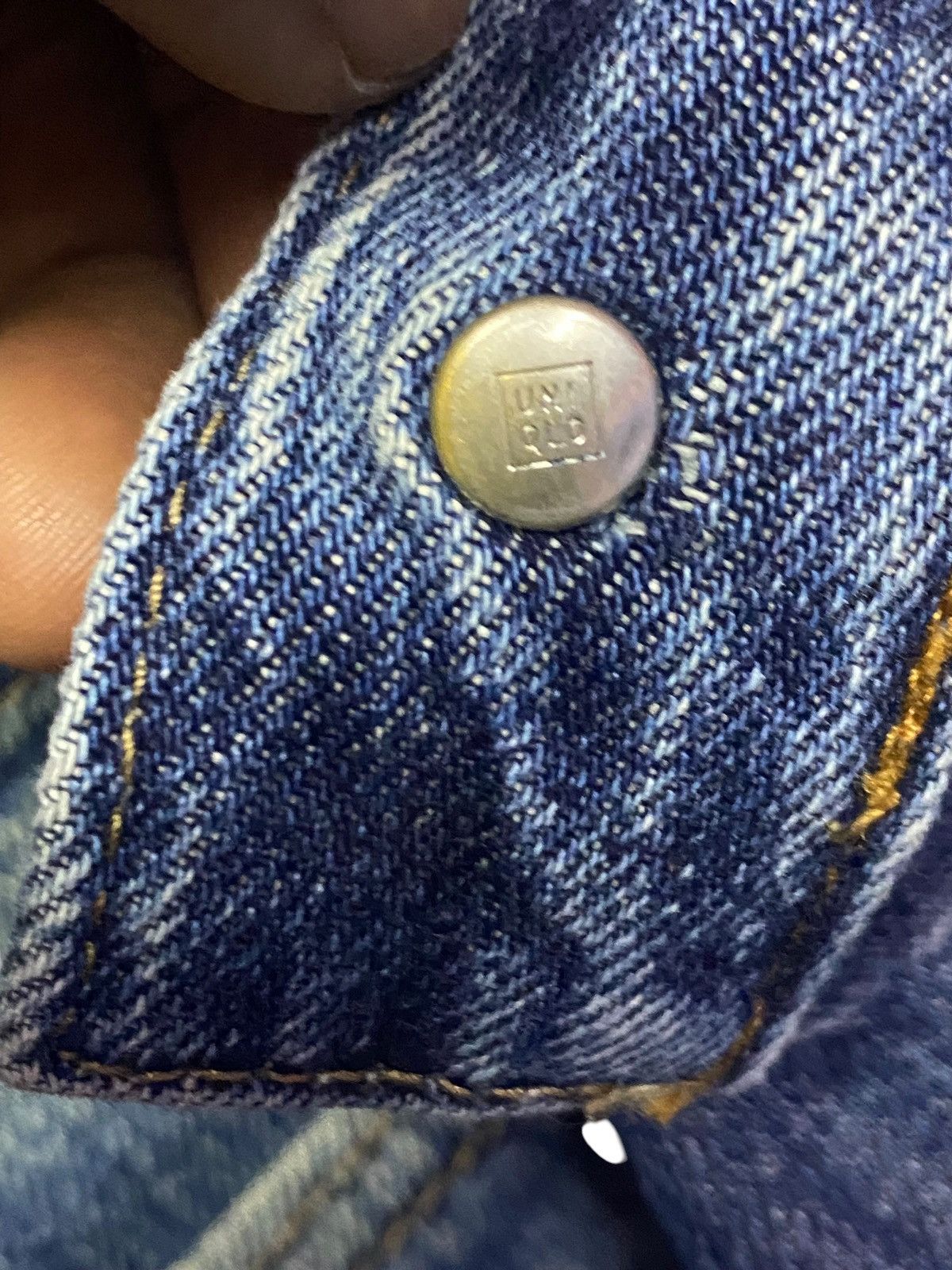 Japanese Brand Vintage Japanese Brands Uniqlo Faded Distressed Loose Jeans Size US 34 / EU 50 - 9 Thumbnail