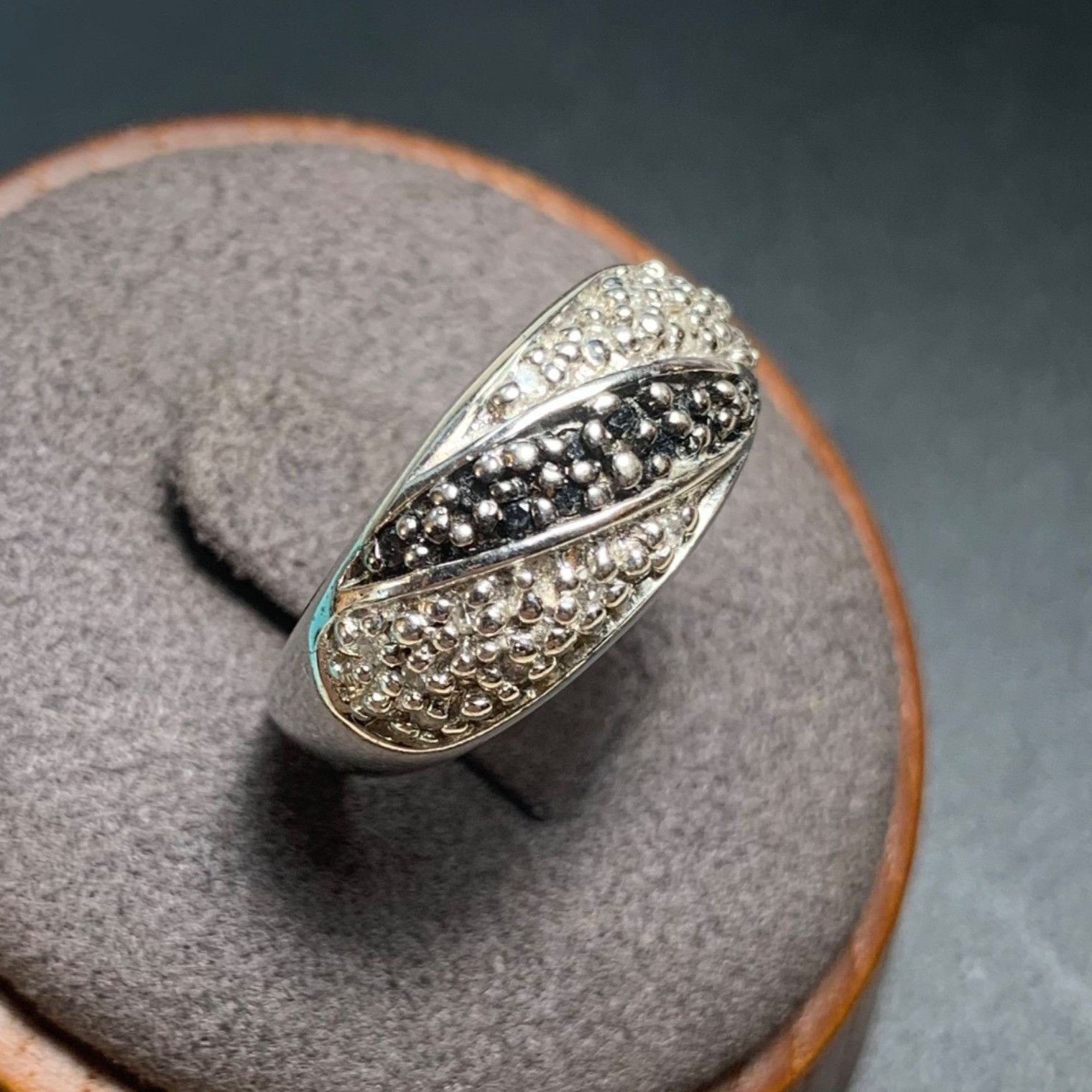 Vintage Sterling Silver 925 Black & White CZ Pave Set Tapered Domed Size ONE SIZE - 2 Thumbnail