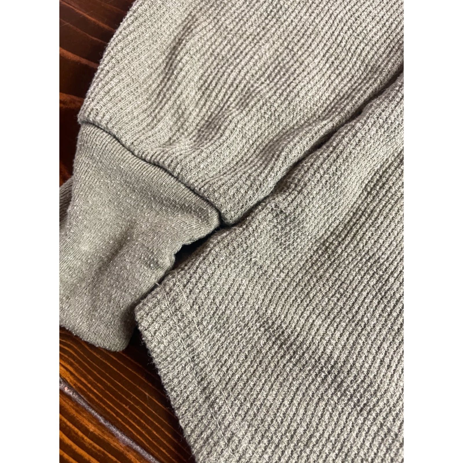 Vintage Bobbie Brooks Sweater Women's XL Green Long Sleeve Ribbed ¼ Button V Neck Pullover Knit Fashion Modern Womens Size XL / US 12-14 / IT 48-50 - 3 Thumbnail
