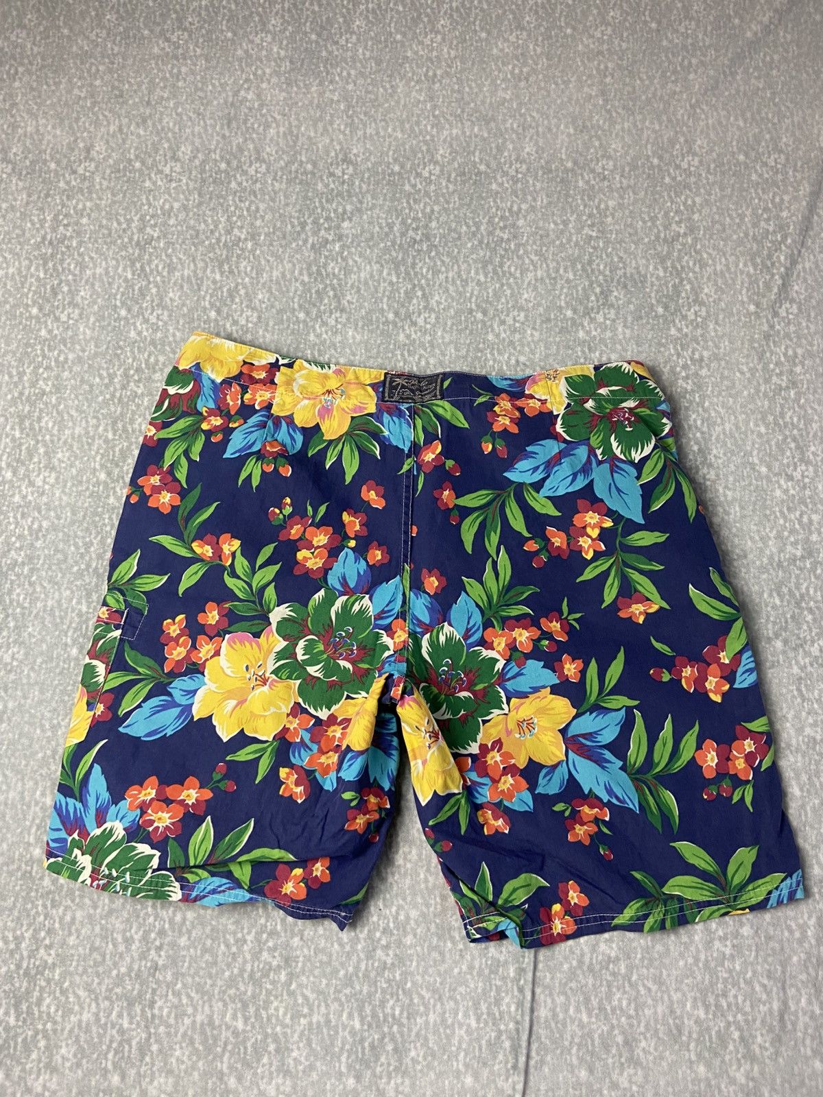 Polo Ralph Lauren Polo Ralph Lauren Floral Swim Shorts Size US 38 / EU 54 - 6 Thumbnail