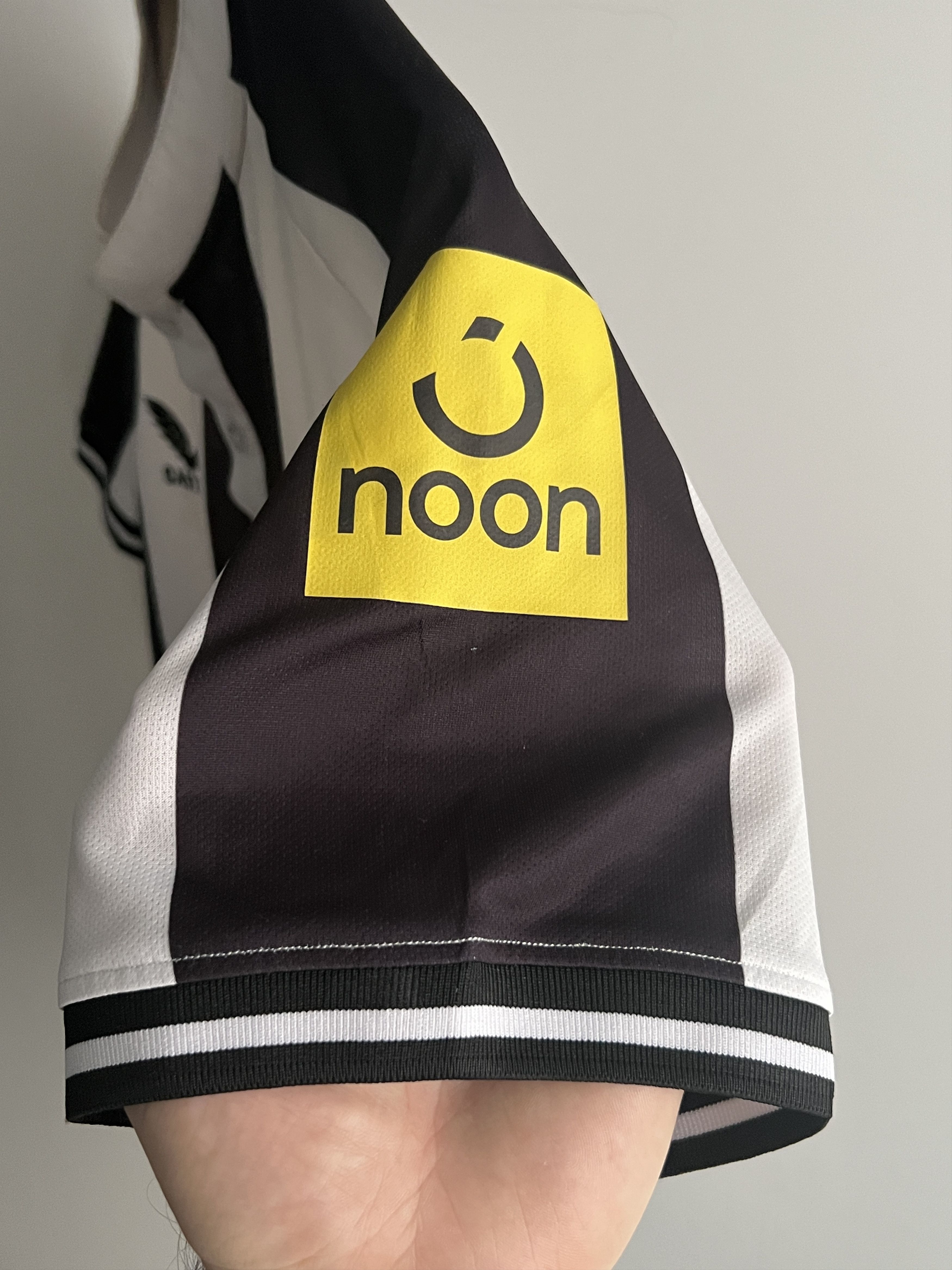 Castore Soccer Jersey Castore Newcastle United Murfy Jacob Football Size US L / EU 52-54 / 3 - 6 Thumbnail