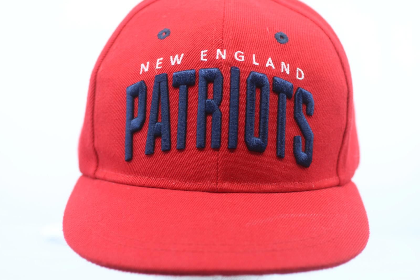 Other New England Patriots Snapback Cap Hat – NFL Budweiser Adult Size ONE SIZE - 1 Thumbnail
