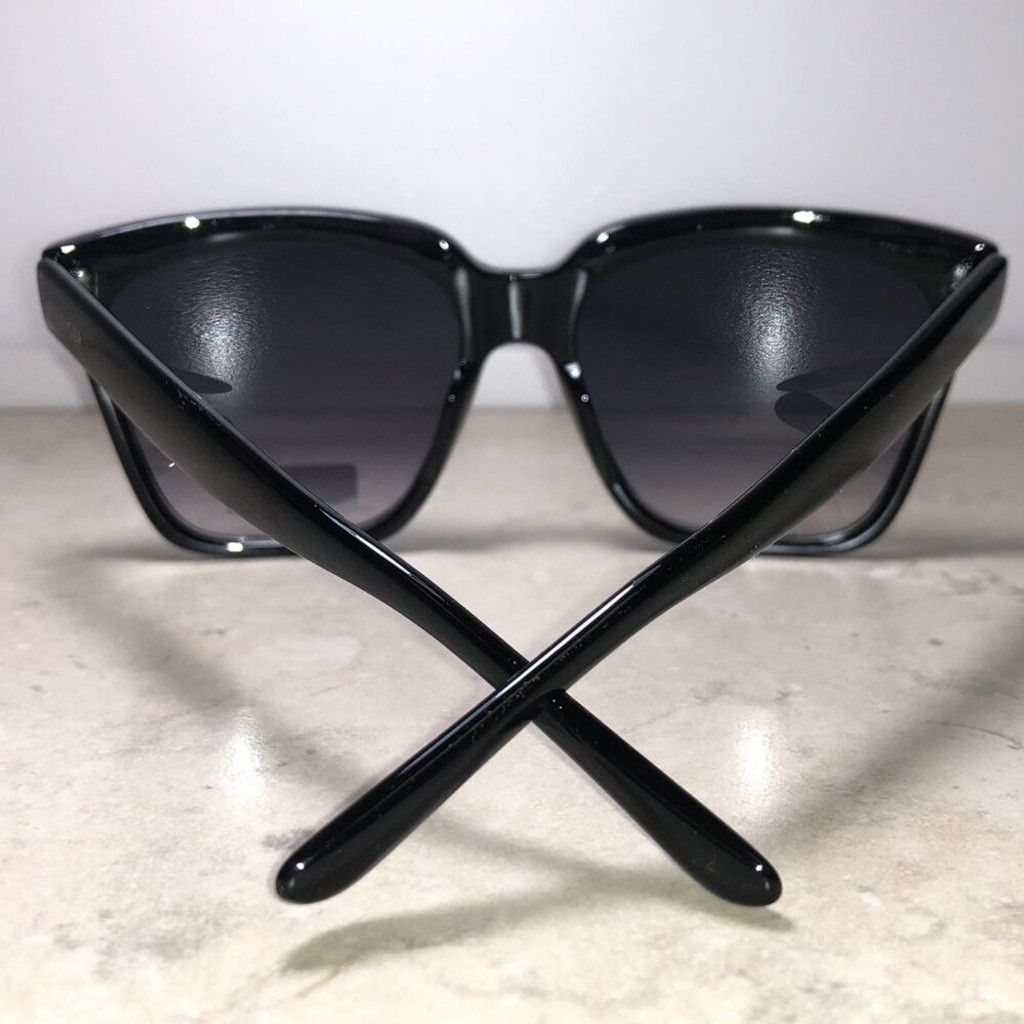 Tommy Hilfiger Tommy Hilfiger Classic Black Oversized Sunglasses Size ONE SIZE - 4 Thumbnail