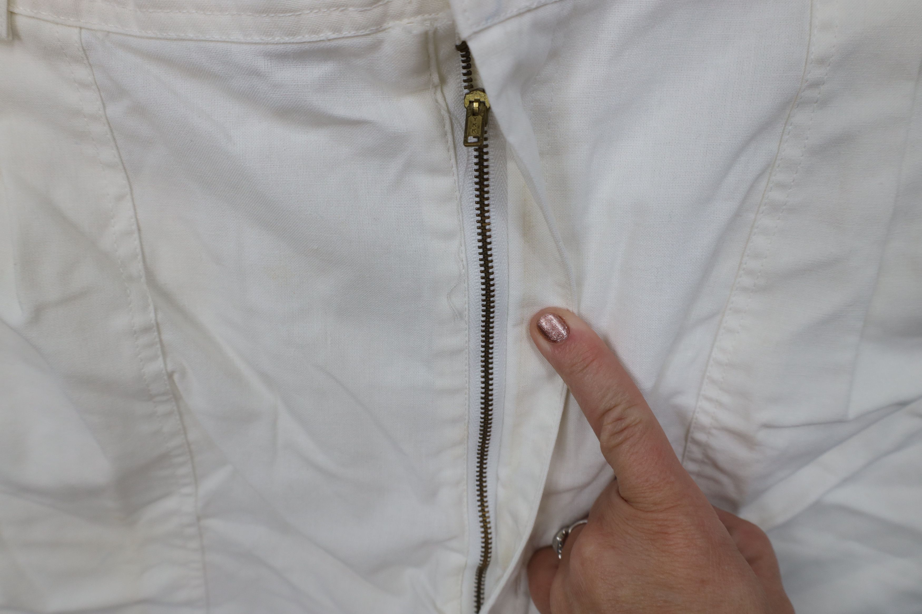Vintage Deadstock Vintage 70s Streetwear Knee Pleated Shorts White Size US 44 / EU 60 - 7 Thumbnail