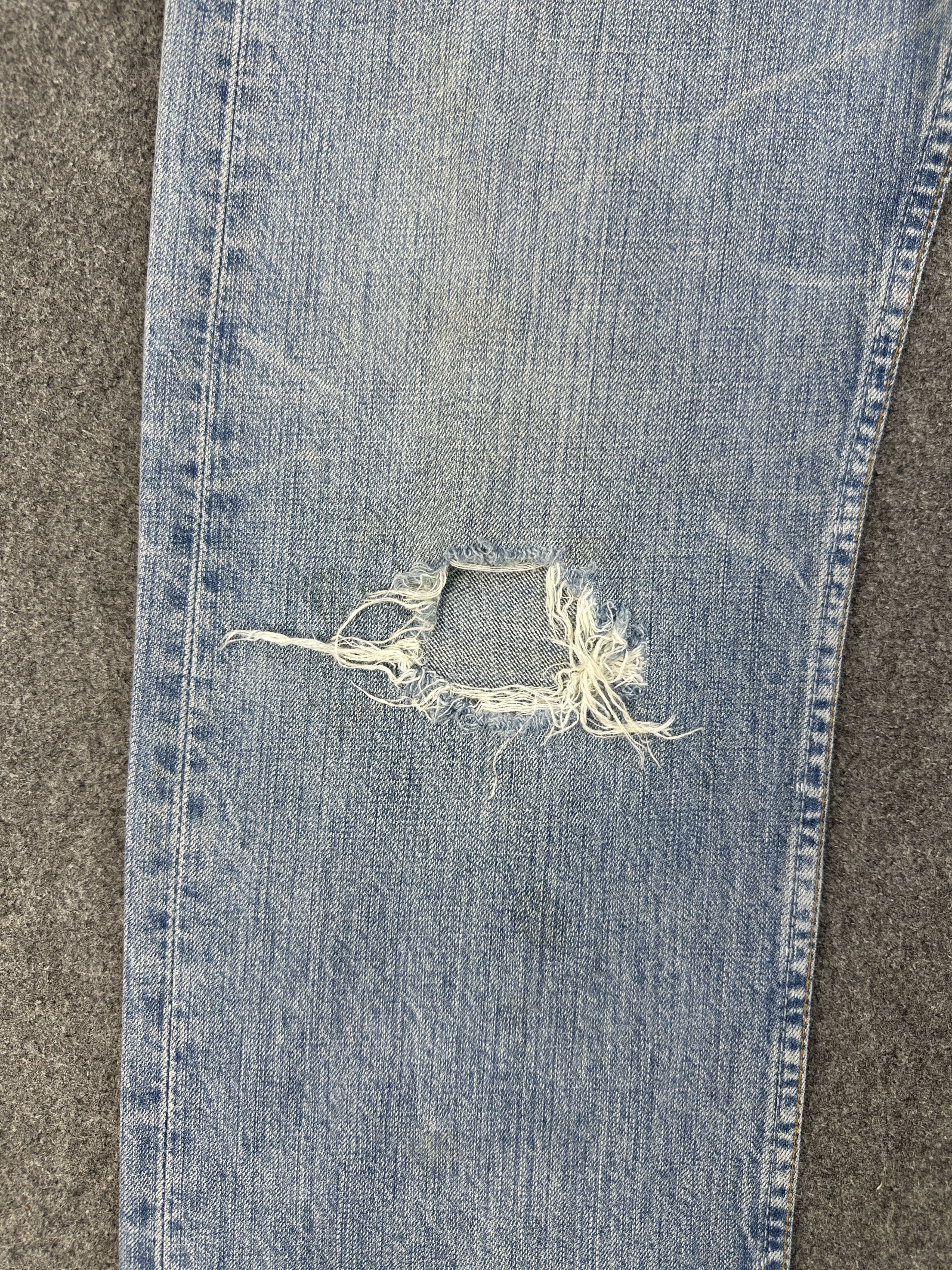 Levi's Vintage Distressed Levis 501 Faded Blue Jeans 32x32 S0046 Size US 32 / EU 48 - 12 Thumbnail