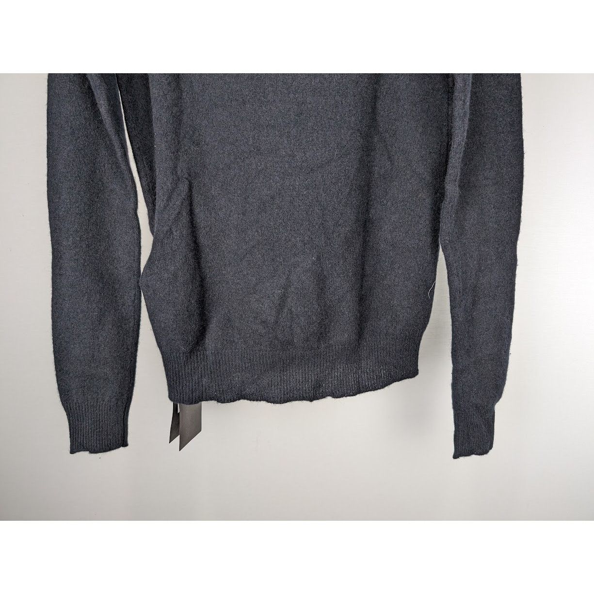 Bottega Veneta o1rshd1 Core Cashmere Pullover in Dark Navy Size US S / EU 44-46 / 1 - 15 Thumbnail