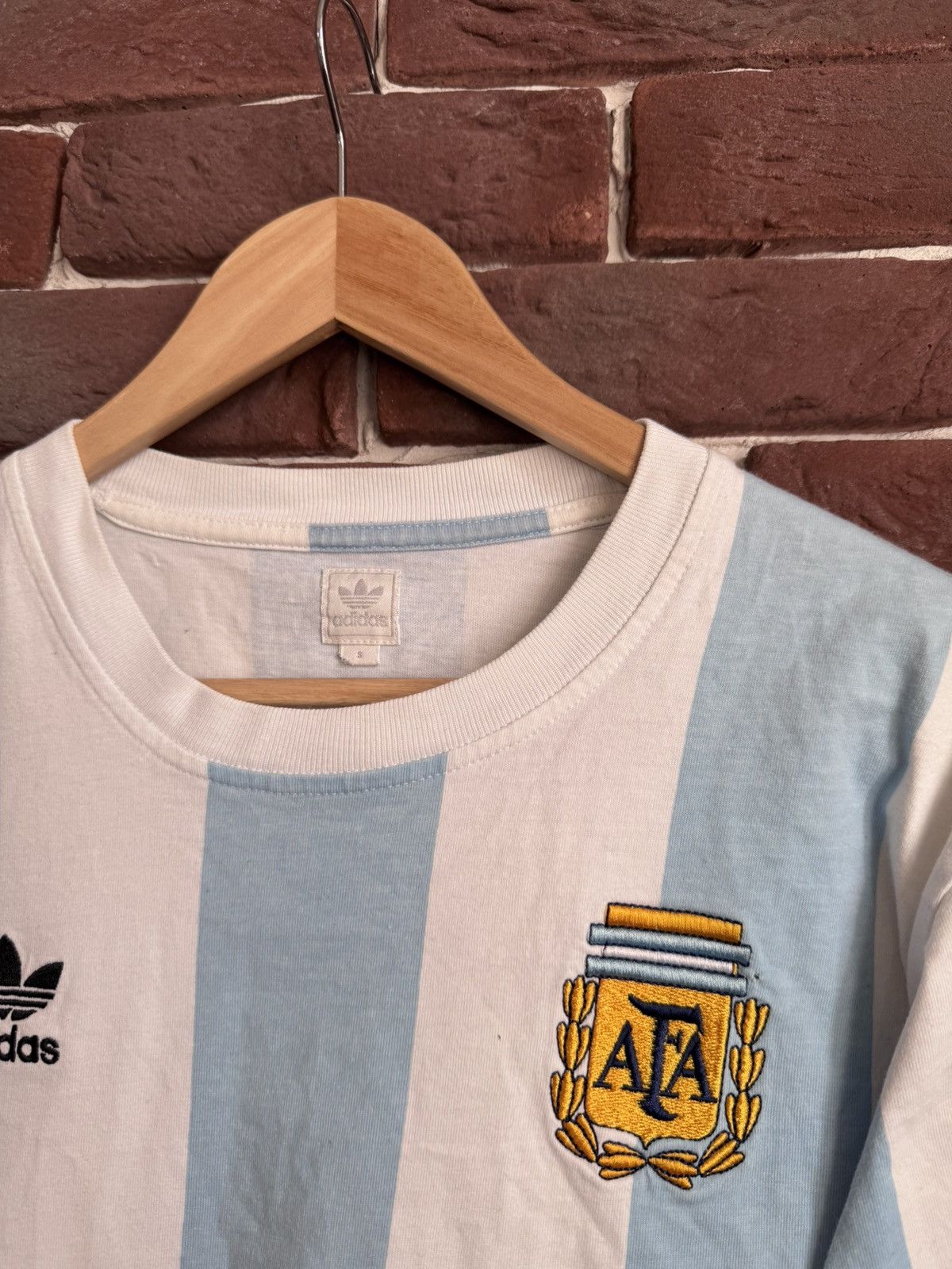 Adidas Rare Vintage 00s Adidas Argentina Soccer Tee Shirt Small Size US S / EU 44-46 / 1 - 5 Thumbnail