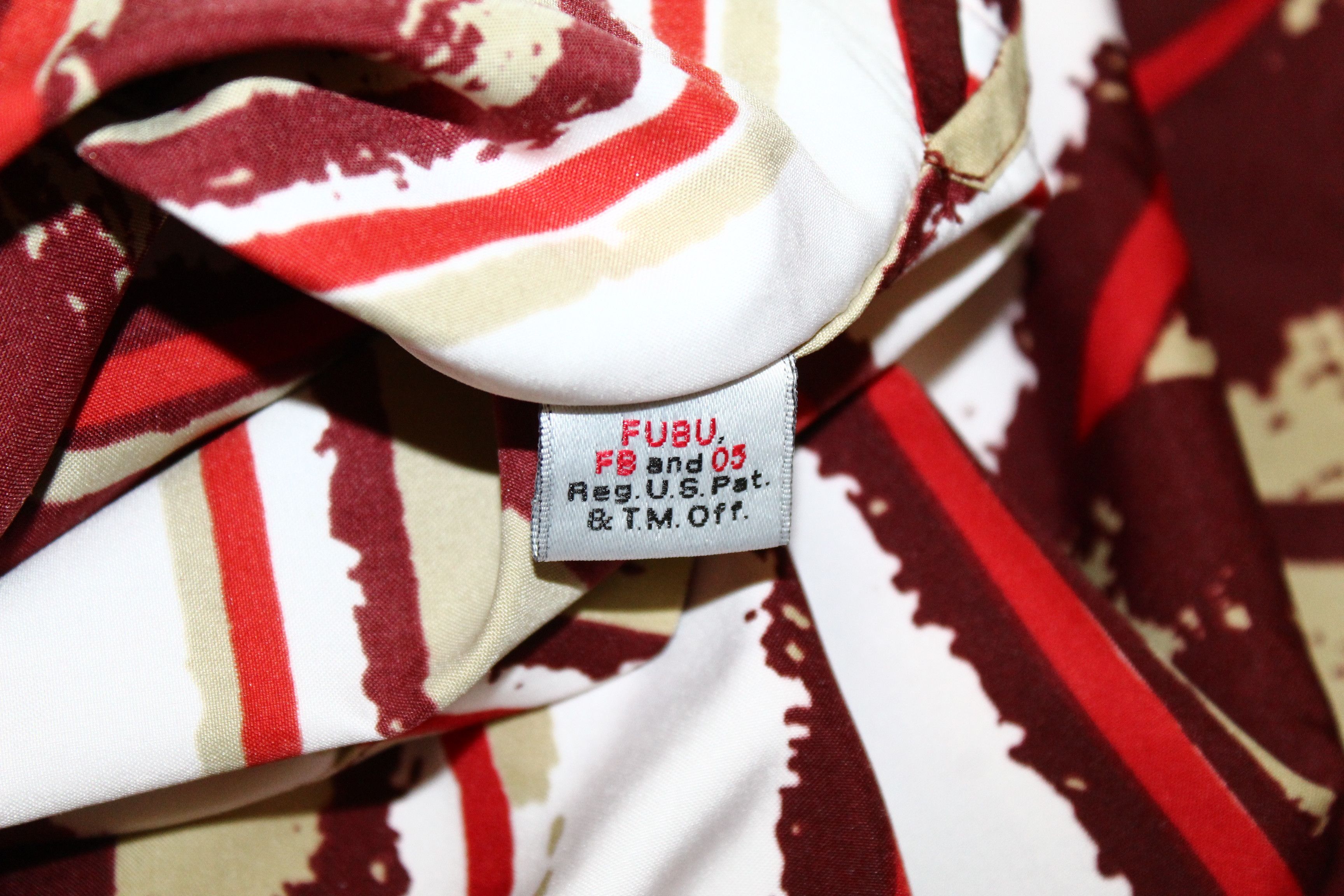 Fubu VTG💥90s Fubu Collection abstract patterns baggy rap shirt Size US XL / EU 56 / 4 - 10 Thumbnail