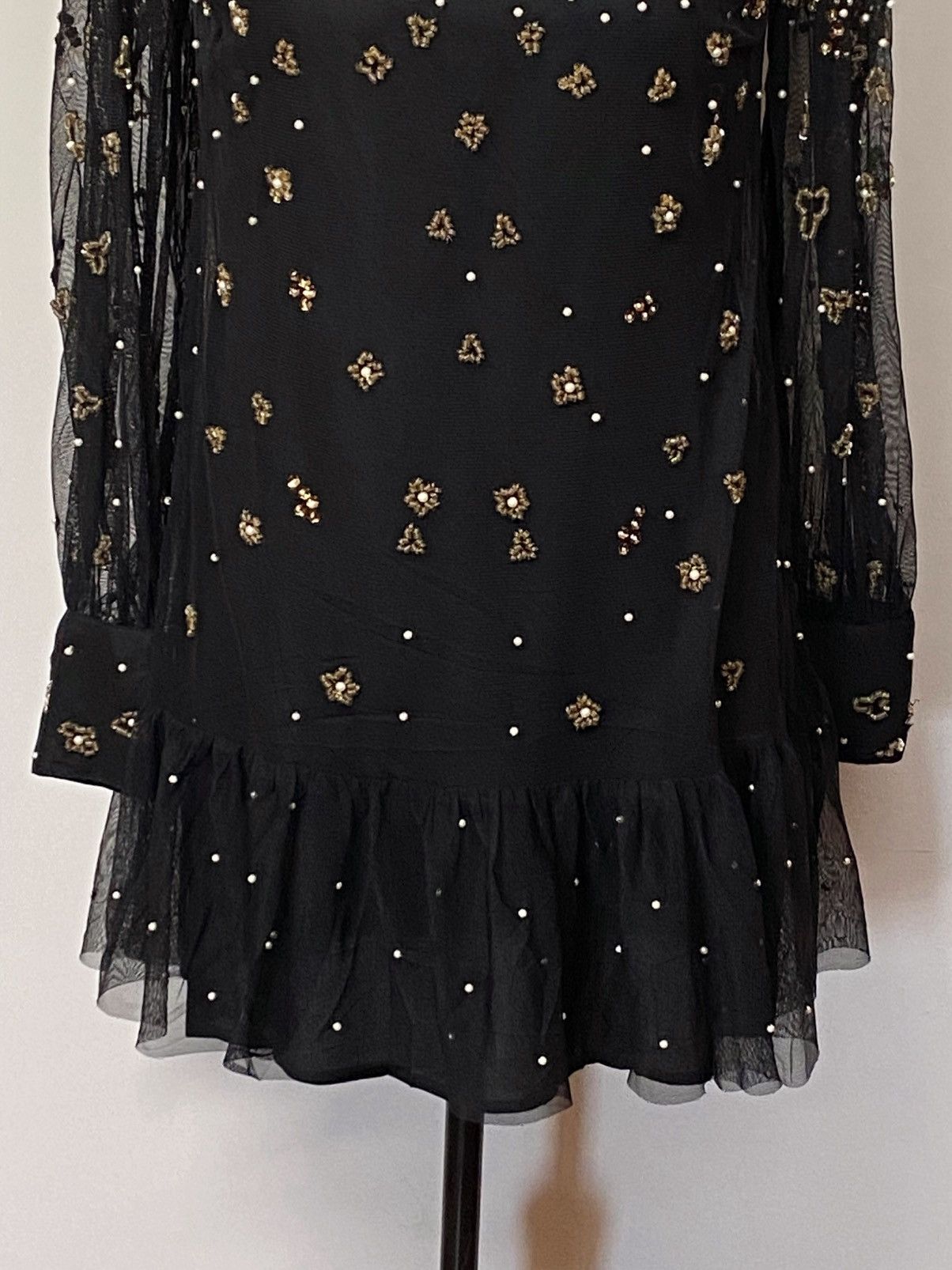 Farm Rio Farm Rio Embroidered Tulle Overlay Minidress size XS Size XS / US 0-2 / IT 36-38 - 6 Thumbnail