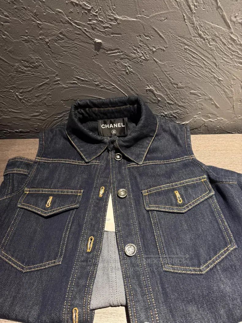 Chanel Chanel 25c cowboy vest Size XXS / US 00 / IT 34 - 2 Thumbnail