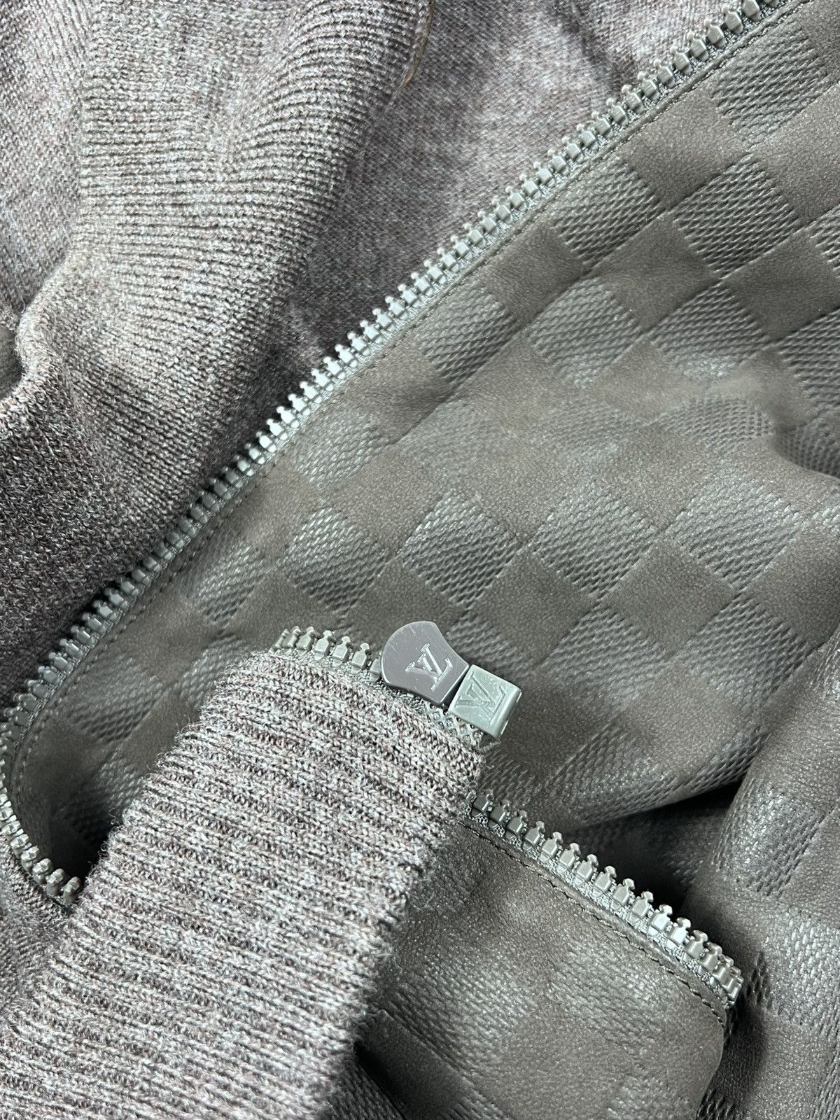 Louis Vuitton Louis Vuitton Brown Damier Signature Zip Up Cardigan Sweater Size US M / EU 48-50 / 2 - 7 Thumbnail