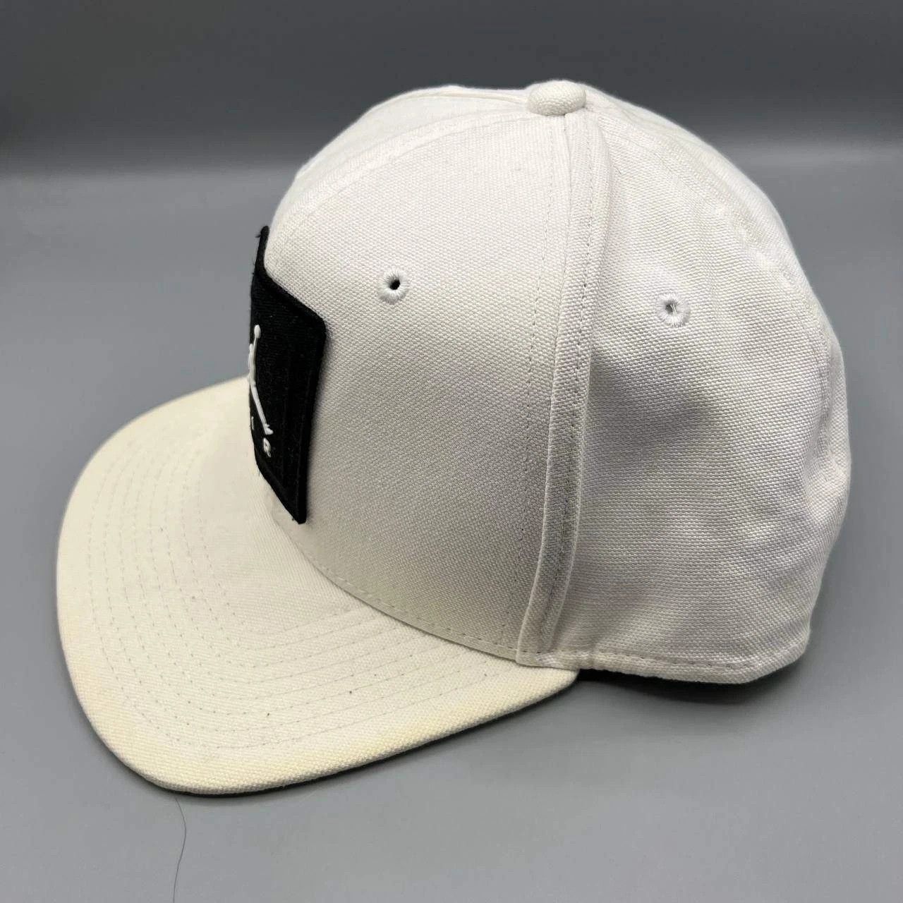Jordan Brand Air Jordan True Hat Men White Black Jumpman Snap Back Cap Size ONE SIZE - 7 Thumbnail