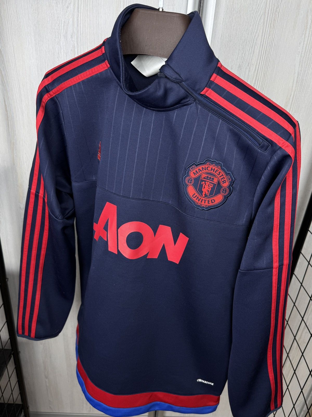 Adidas 2015 2016 Manchester United Training Sweatshirt Men’s Adidas Size US XL / EU 56 / 4 - 7 Thumbnail