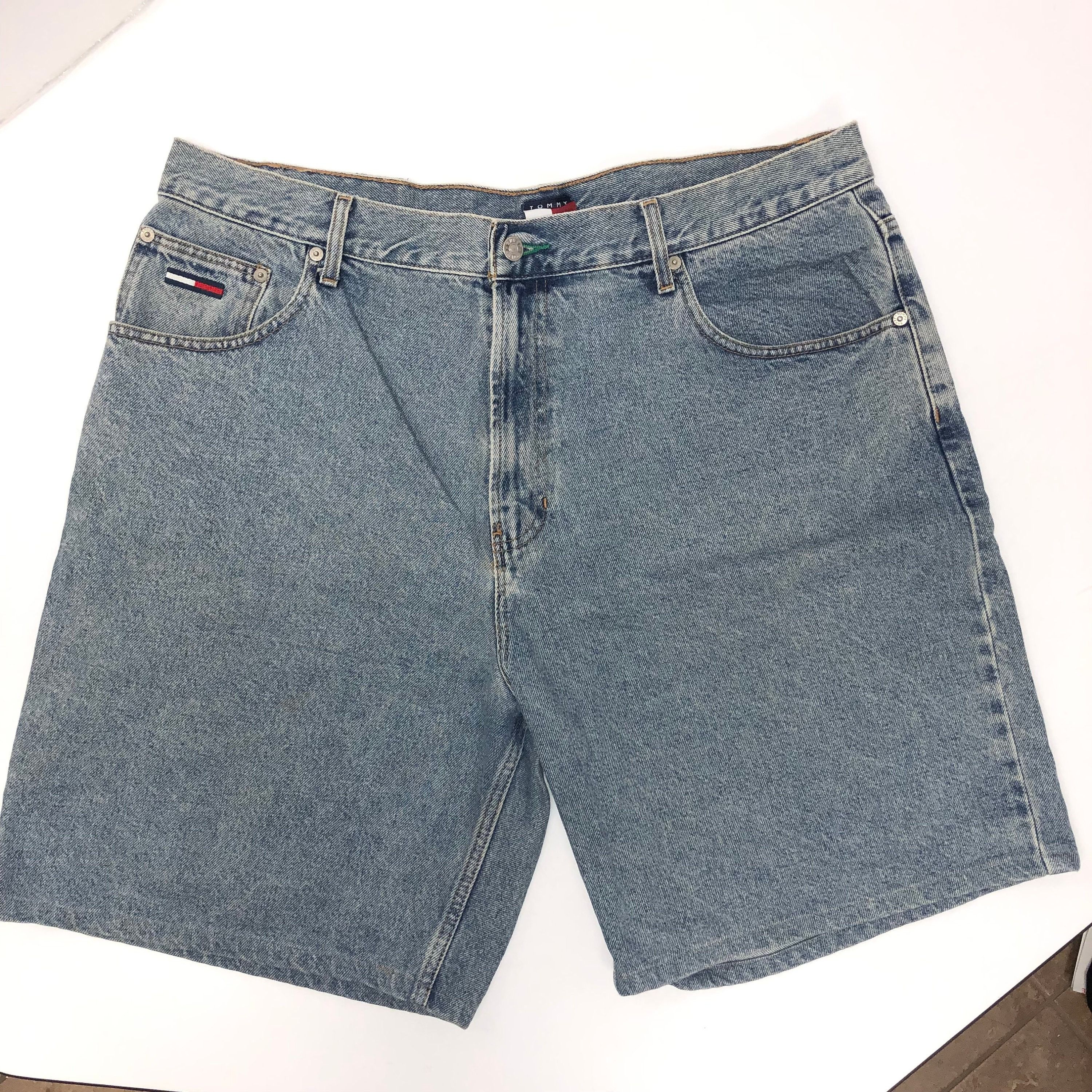Tommy Hilfiger 90's SPELL OUT Blue Jeans DEMIN FLAG Logo HIP HOP Shorts Size US 40 / EU 56 - 1 Thumbnail