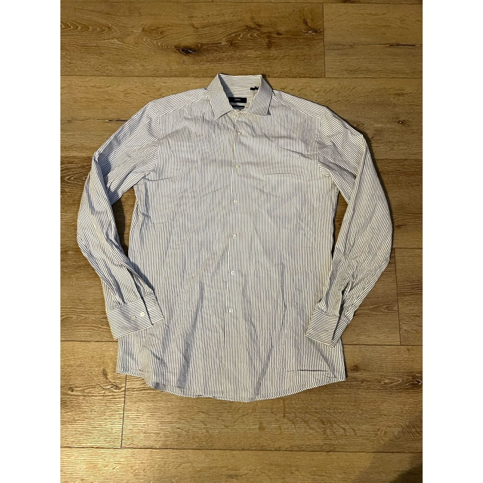 Hugo Boss HUGO BOSS Mens White Striped Long Sleeve Button Up Slim Fit Size 16 Shirt Slimming Men 16 White Striped Button-Up Mens Size US L / EU 52-54 / 3 - 2 Thumbnail
