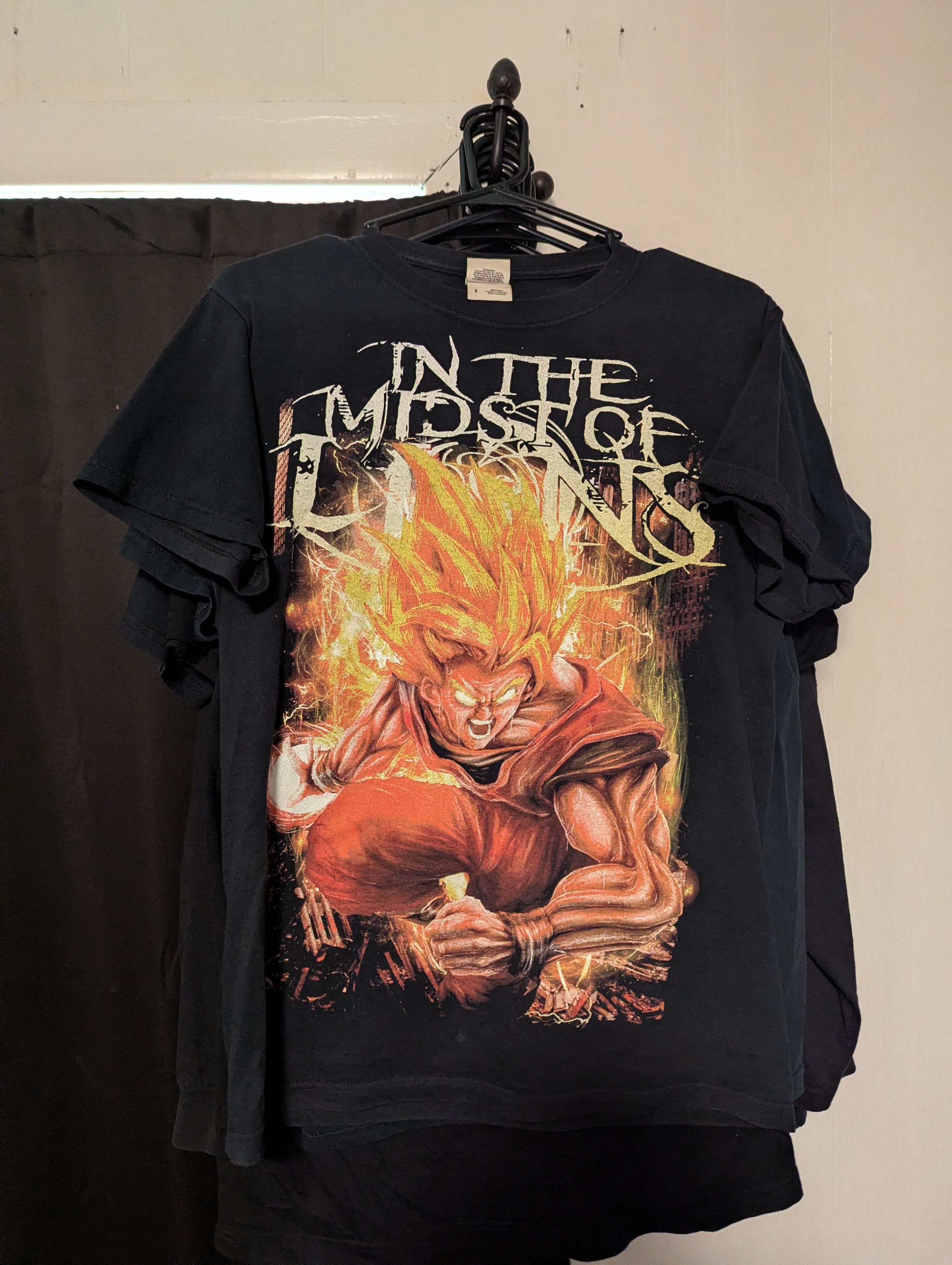 Gildan In the Midst of Lions - Goku tee (SMALL) Size US S / EU 44-46 / 1 - 1 Thumbnail