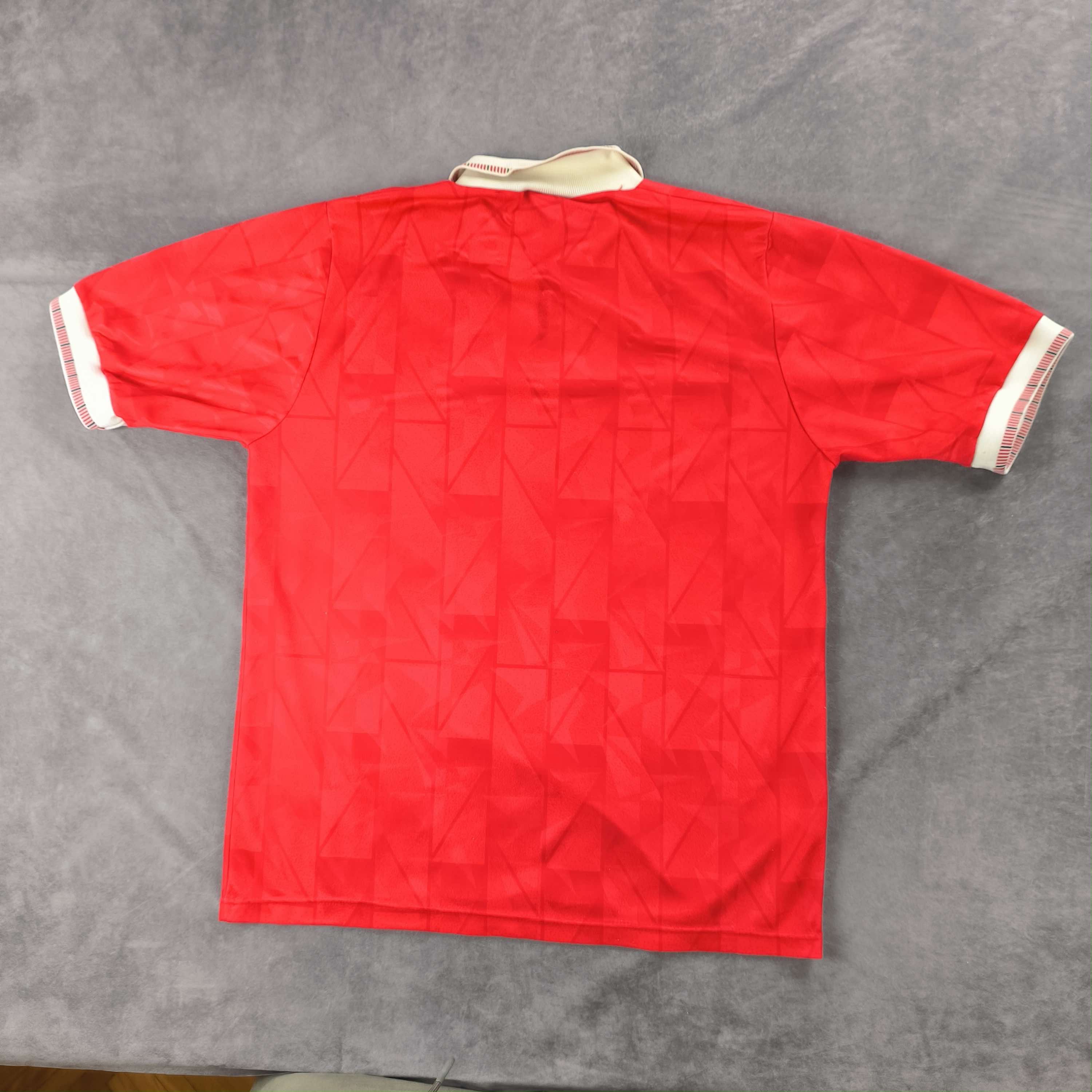 Umbro Nottingham Forest 1990-92 Umbro home football jersey size M Size US M / EU 48-50 / 2 - 2 Thumbnail