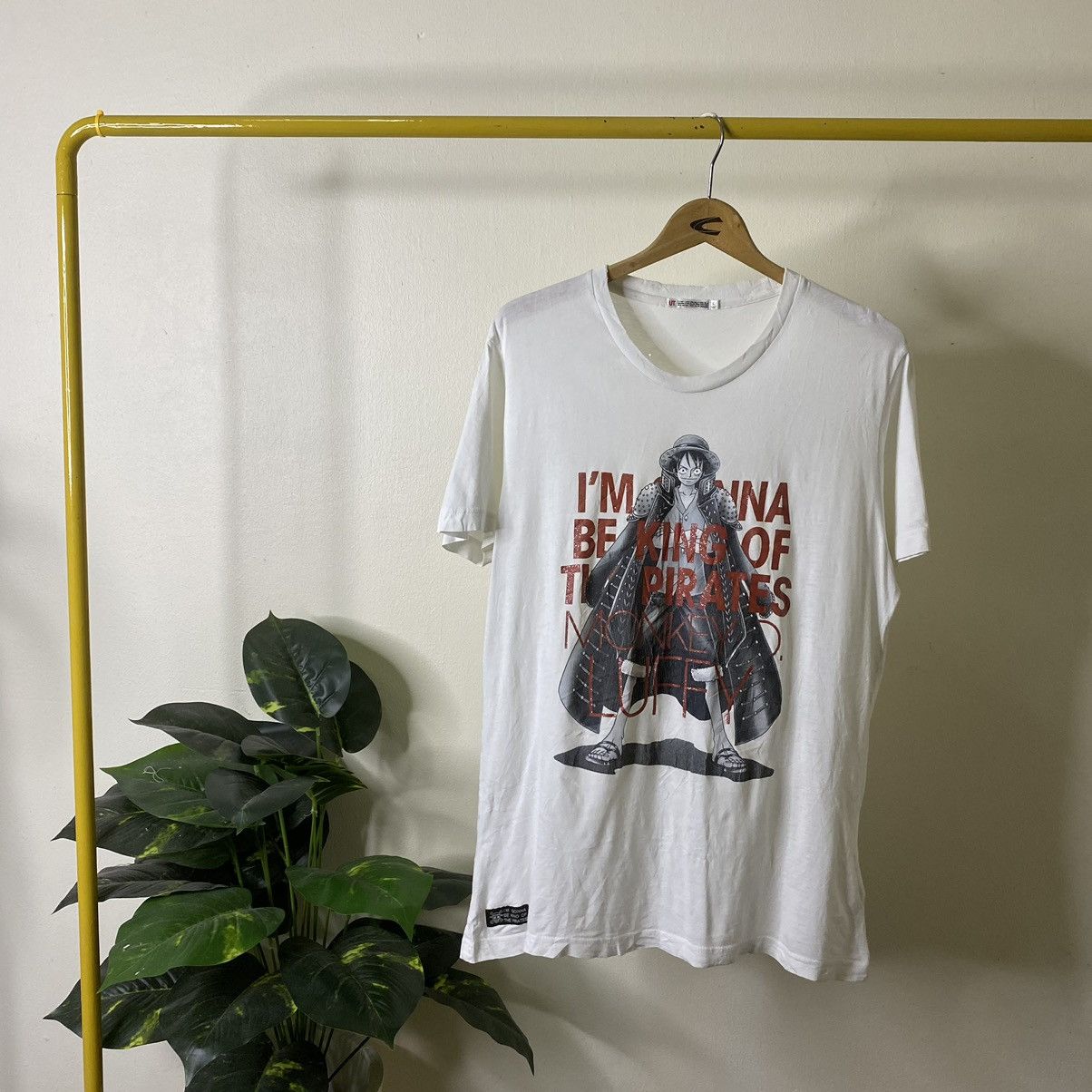 One Piece Vintage Anime One Piece Monkey D Luffy Manga Series Tee Size US M / EU 48-50 / 2 - 1 Thumbnail