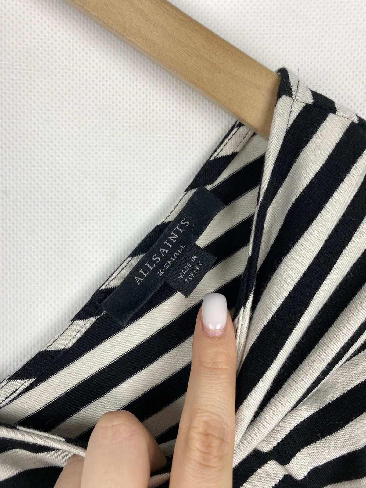 Allsaints × Japanese Brand Allsaints Keavey Stripe SS Bodysuit T Shirt size XS Size XS / US 0-2 / IT 36-38 - 9 Thumbnail