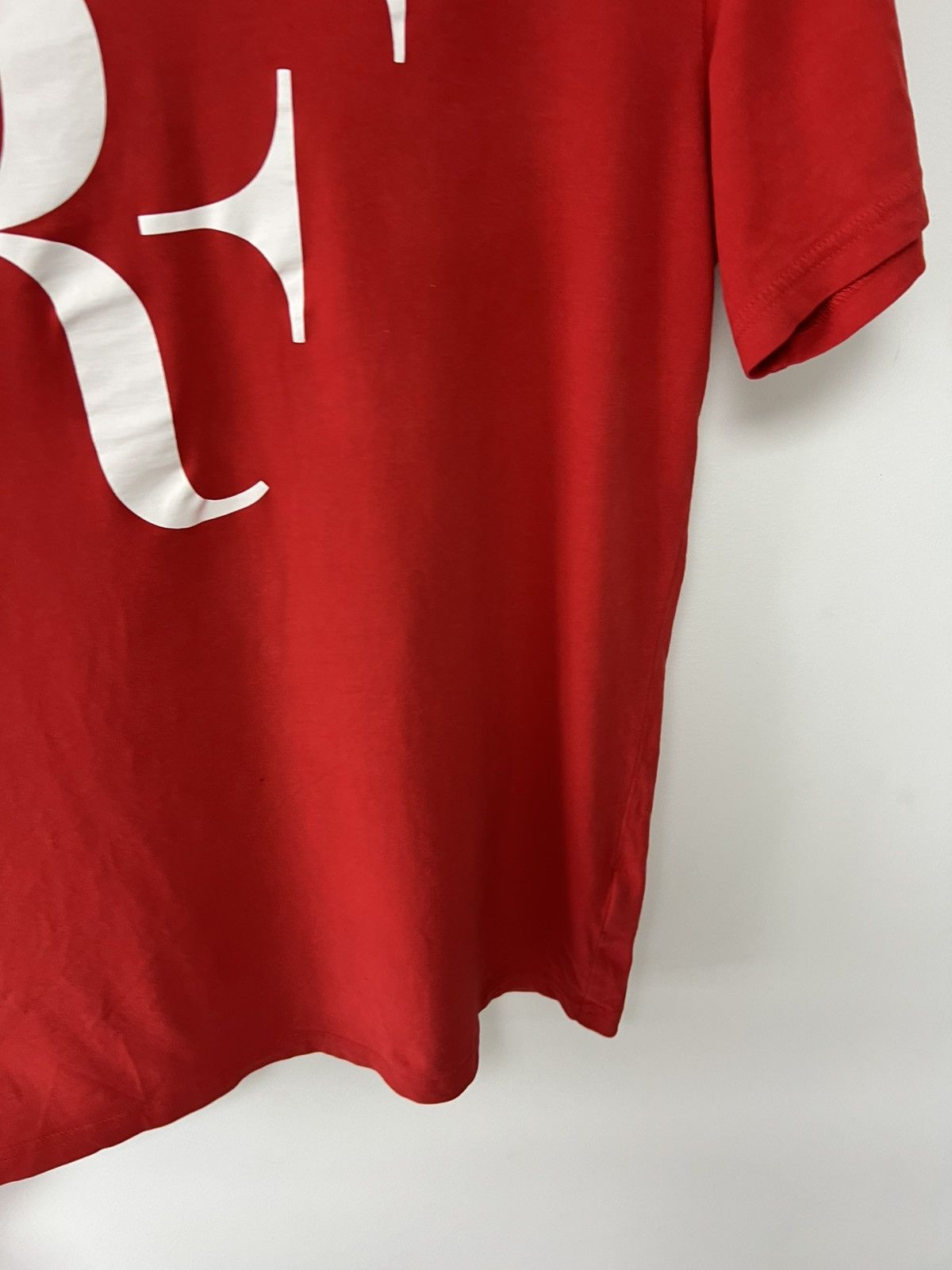 Nike Roger Federer Foundation 2010 RF Nike T shirt Tennis Swiss L Size US L / EU 52-54 / 3 - 10 Thumbnail
