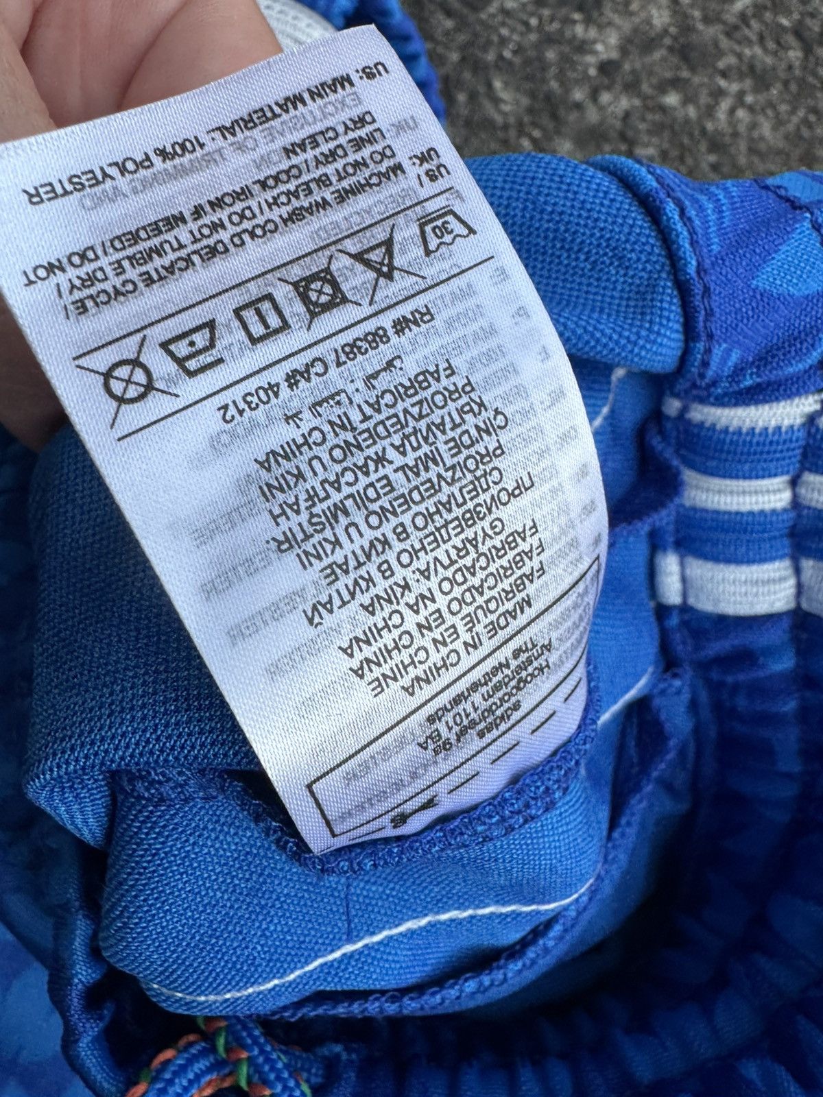 Adidas Adidas Unisex Mono AOP Logo Pants-Size Small ip6983 Size US 32 / EU 48 - 10 Thumbnail