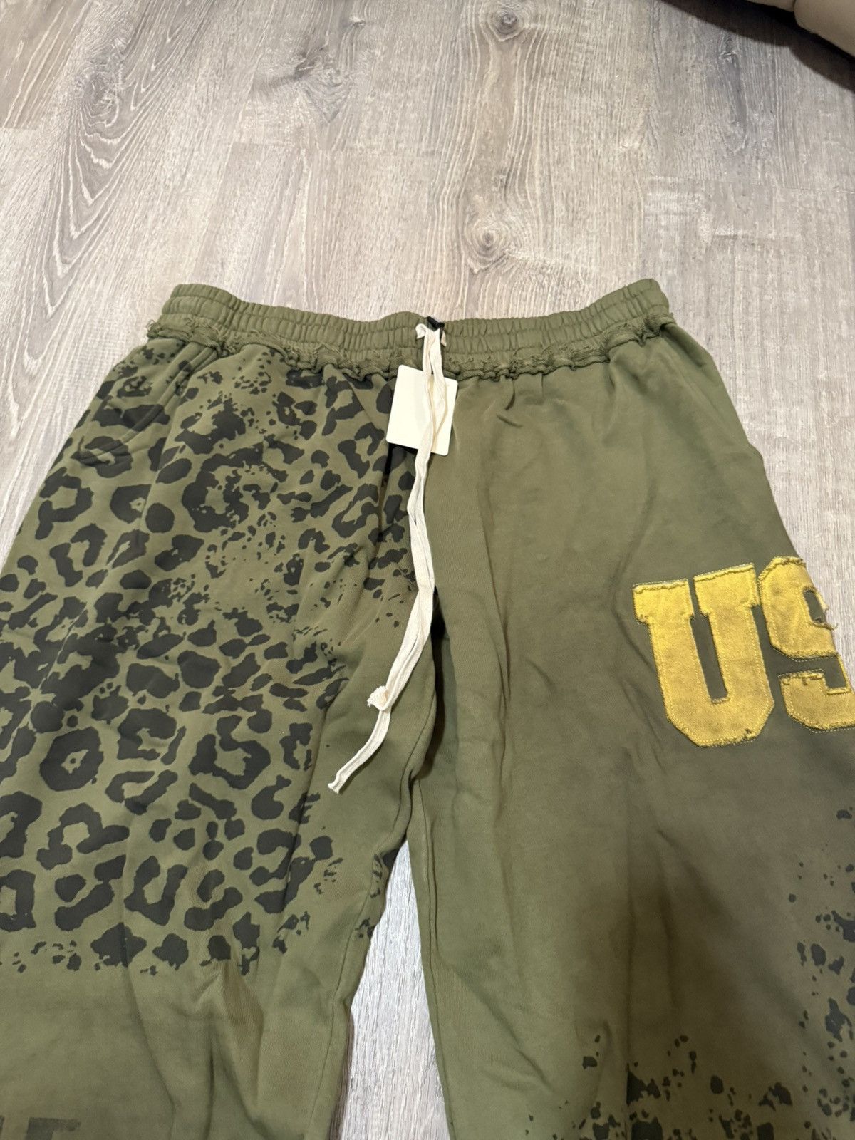 Vale Vale Cheetah Safari Sweatpants Size XL Size US 38 / EU 54 - 2 Thumbnail