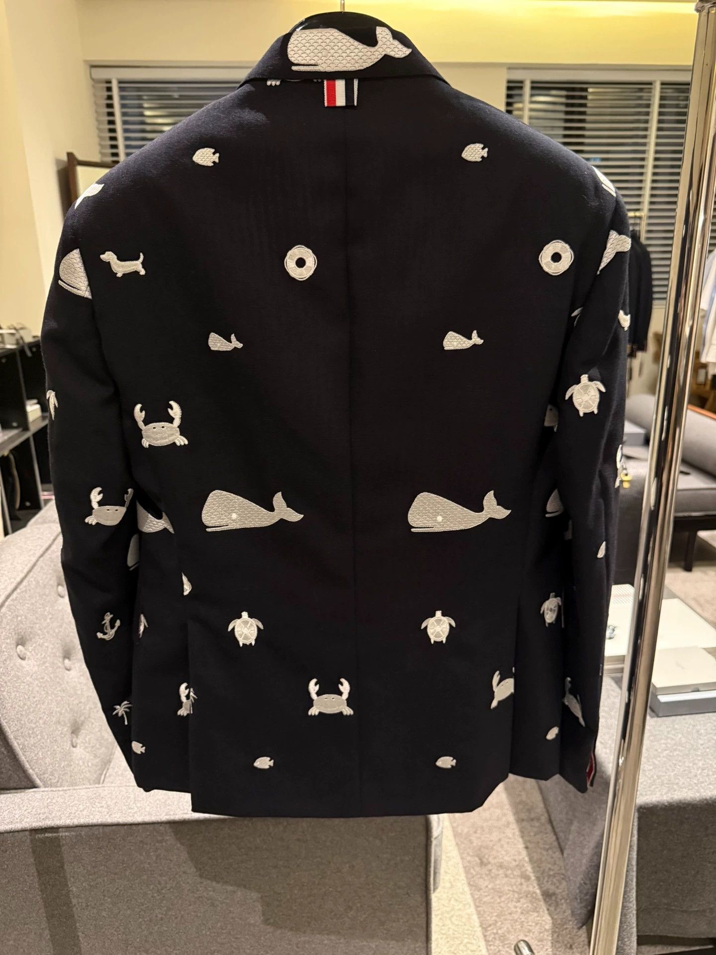 Thom Browne Thom Browne Rare Ocean Embroidered Slim Navy Suit Size US L / EU 52-54 / 3 - 2 Thumbnail