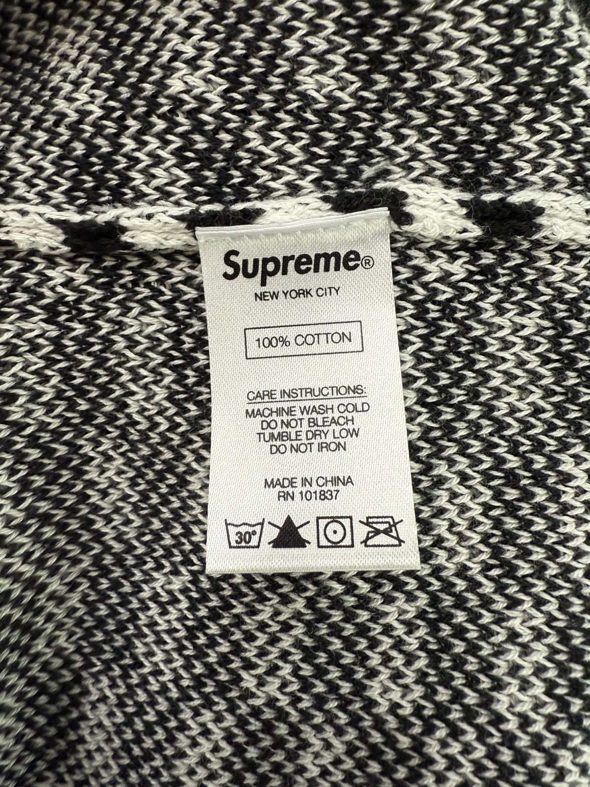 Supreme Supreme "Back Logo Sweater" (Checkerboard) SMALL Size US S / EU 44-46 / 1 - 6 Thumbnail