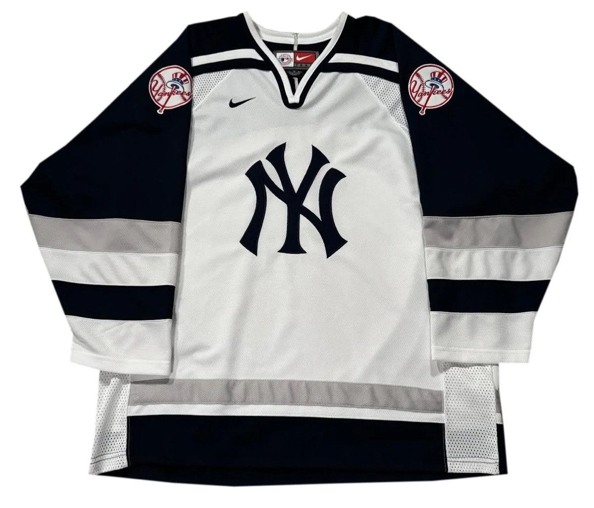Nike Vintage Nike New York Yankees White Hockey Jersey (Size XL) Size US XL / EU 56 / 4 - 1 Thumbnail