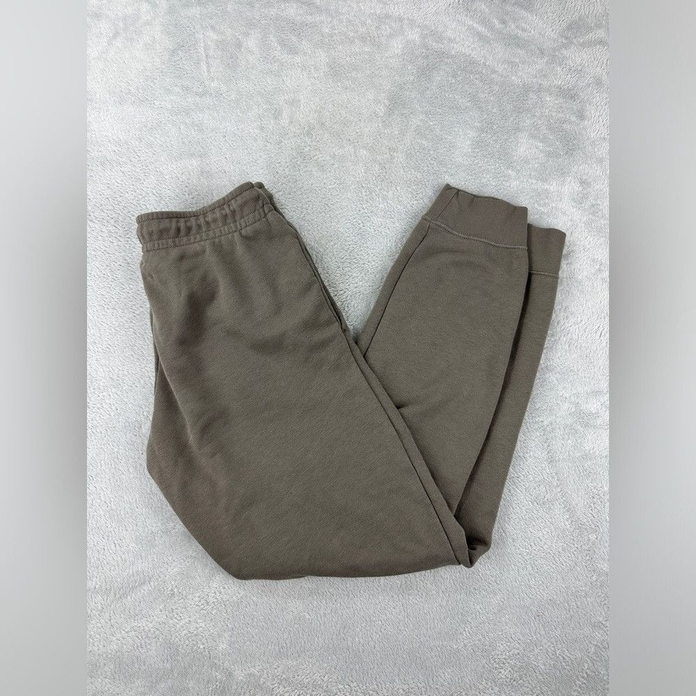 Nike Nike Women Essentials Regular Fleece Track Pants Olive Grey Size 28" / US 6 / IT 42 - 1 Thumbnail