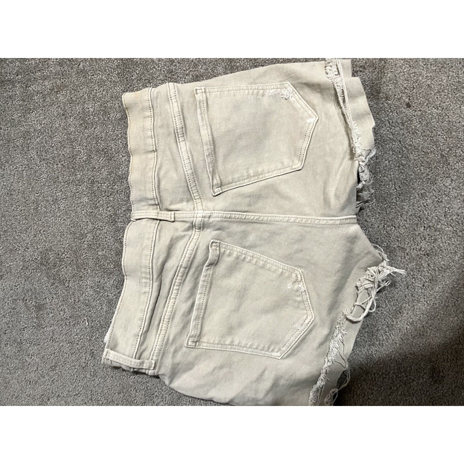 Old Navy Old Navy Denim Shorts Womens Size 6 Beige Hem Stretch Button 5-Pocket Design Casual Summer Front Flat Front Cuffed Denim Regular Classic Womens Size 28" / US 6 / IT 42 - 2 Thumbnail
