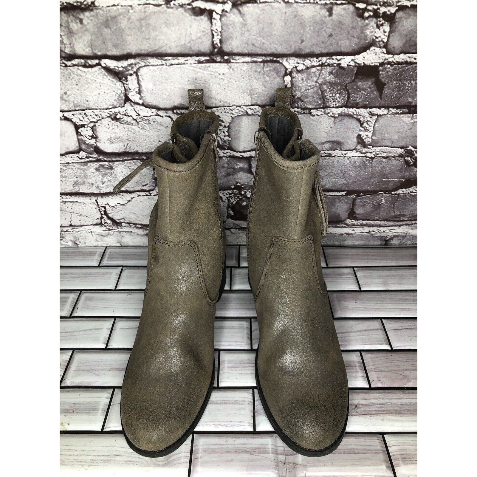 Clarks Clarks Metallic Leather Taupe Nevella Devon Zip Ankle Boots Size US 7.5 / IT 37.5 - 13 Thumbnail