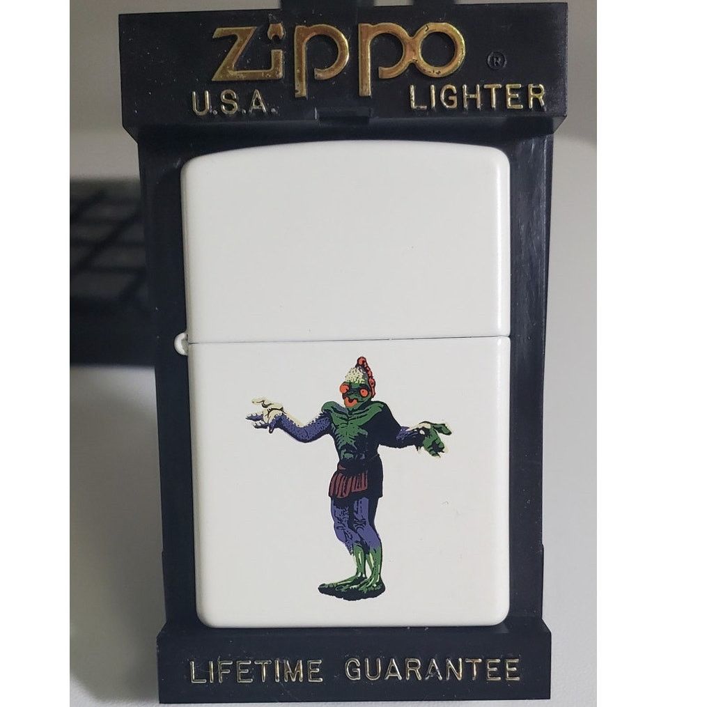RARE VINTAGE ZIPPO - Swam Man - Matte White - 1997 XIII NIB