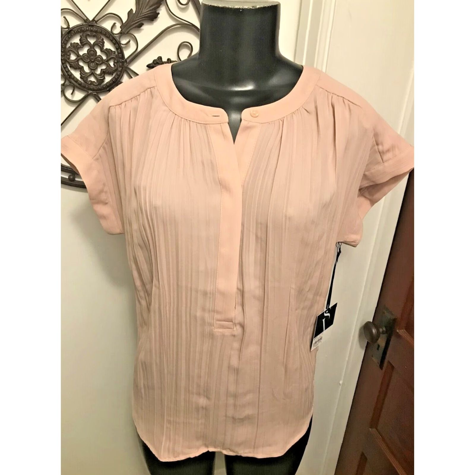 Vintage VINTAGE Simply Vera by Vera Wang Pleated Cap Sleeve 3/4 Button Front Mauve Women's Top XS NWT Size XS / US 0-2 / IT 36-38 - 2 Thumbnail