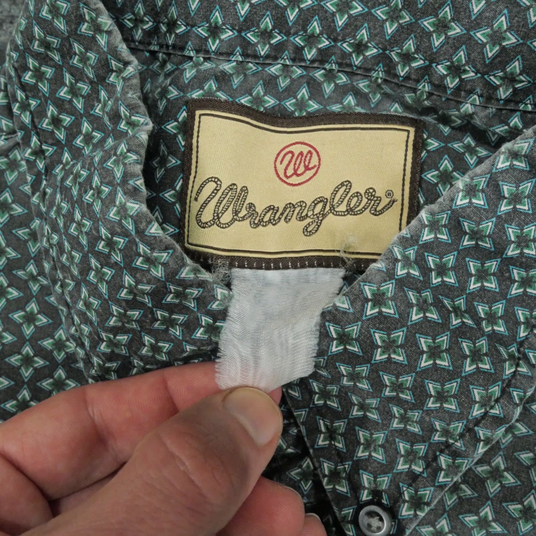 Wrangler VINTAGE Wrangler Shirt Mens 2XL Green Black Button Up Geometric Western 90s Mens Size US XXL / EU 58 / 5 - 7 Thumbnail