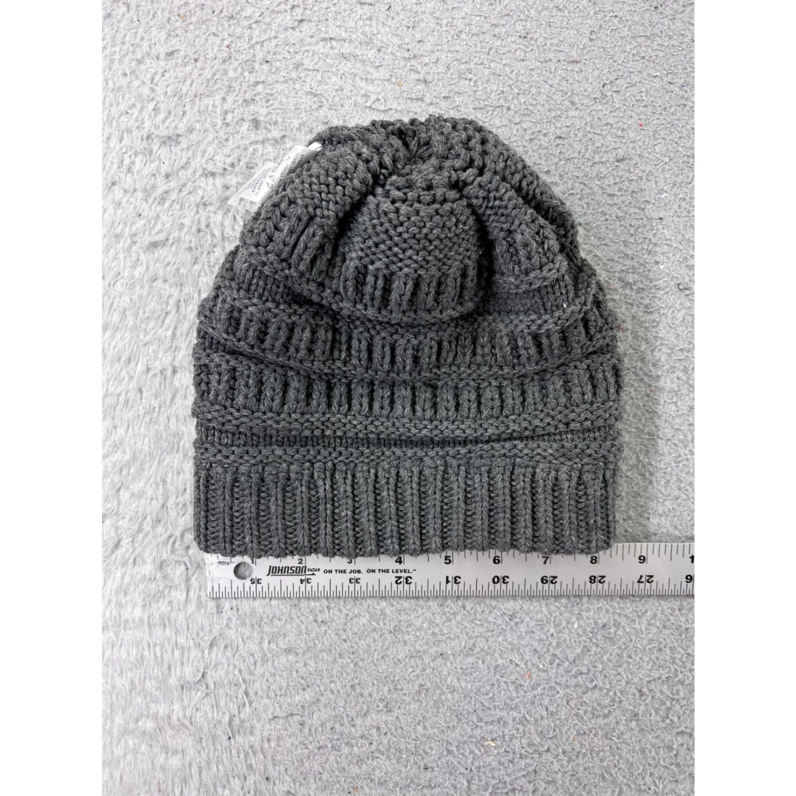 Vintage Time And Tru Beanie Hat Womens One Size Gray Knit Polyester Faux Fur Pom Size ONE SIZE - 5 Thumbnail