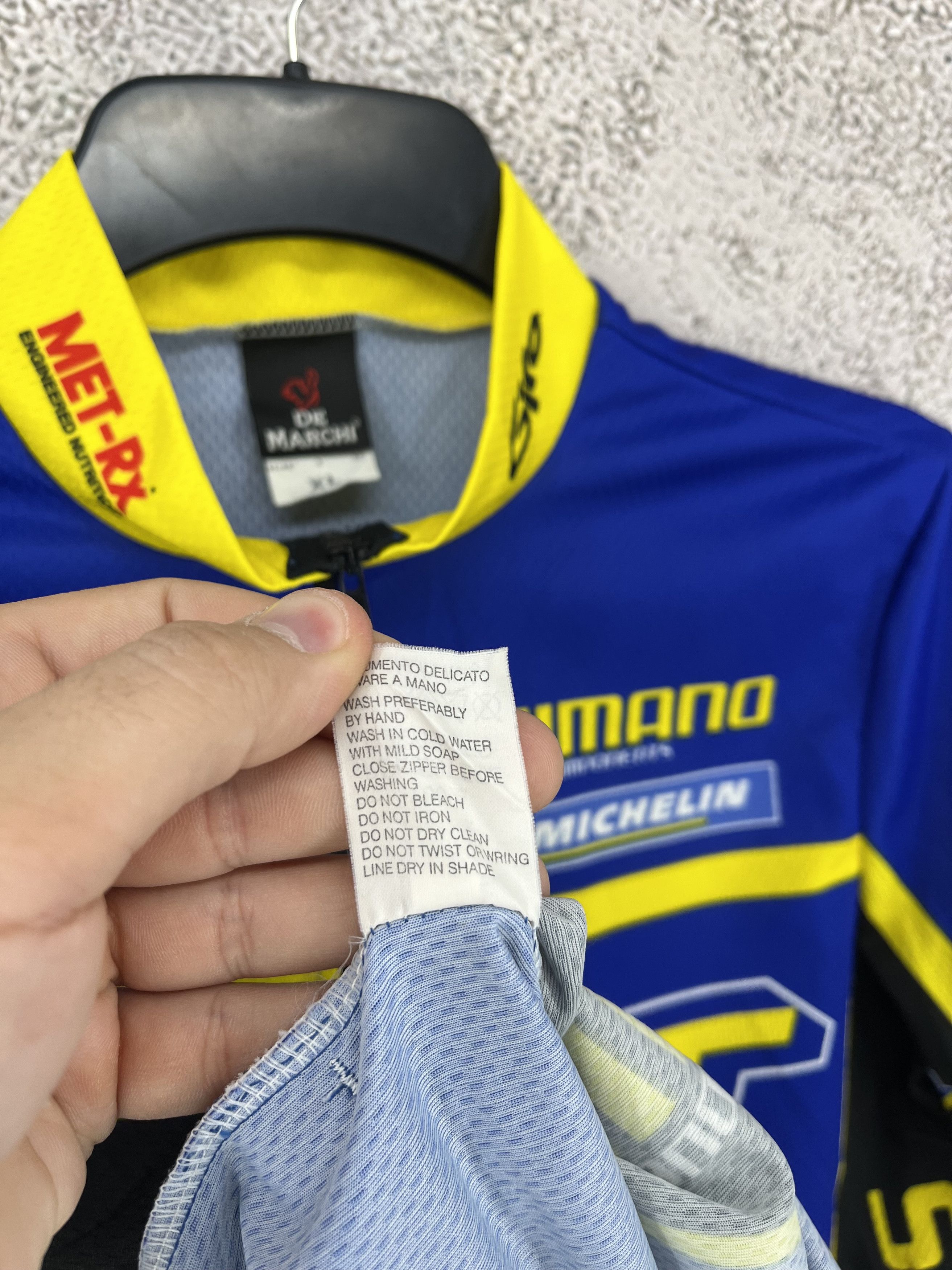 Sports Specialties GT Rock Shox Shimano Cycling Team maillot De Marchi taille Size US XL / EU 56 / 4 - 12 Thumbnail
