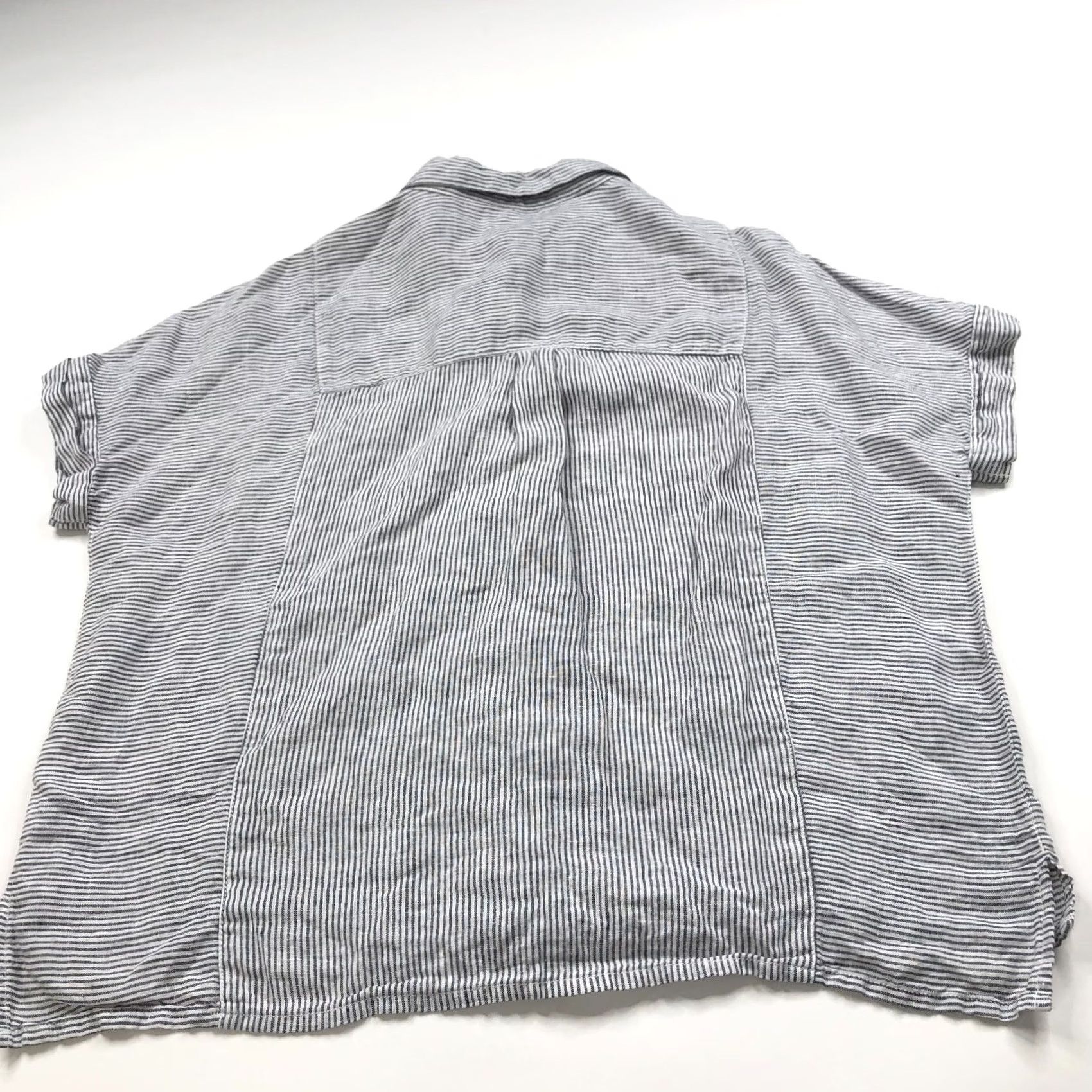 Christian Siriano Christian Siriano Shirt Medium 100% Linen Button Short Sleeve Striped Blue Women Size M / US 6-8 / IT 42-44 - 4 Thumbnail