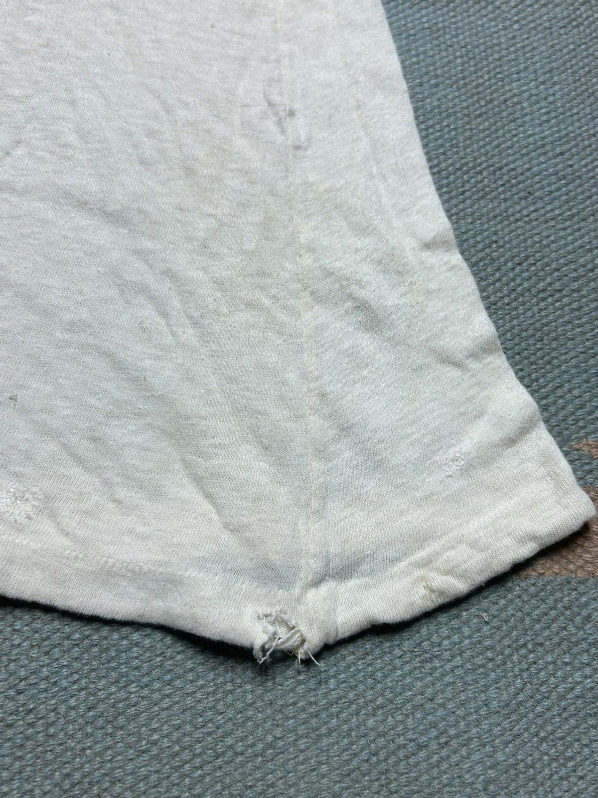 Vintage 1940s blank white t shirt cotton soft women’s XXS? baby tee Size XXS / US 00 / IT 34 - 4 Thumbnail