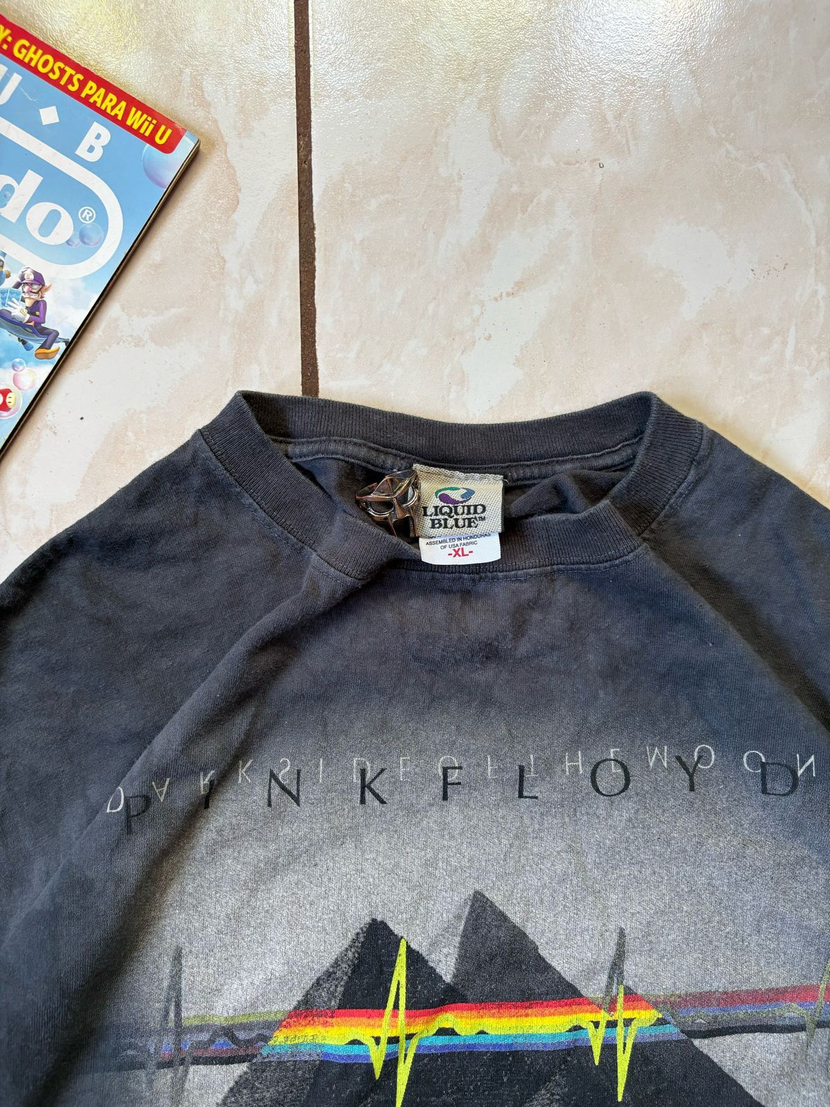 Liquid Blue Pink Floyd 2000s Size US XL / EU 56 / 4 - 2 Thumbnail