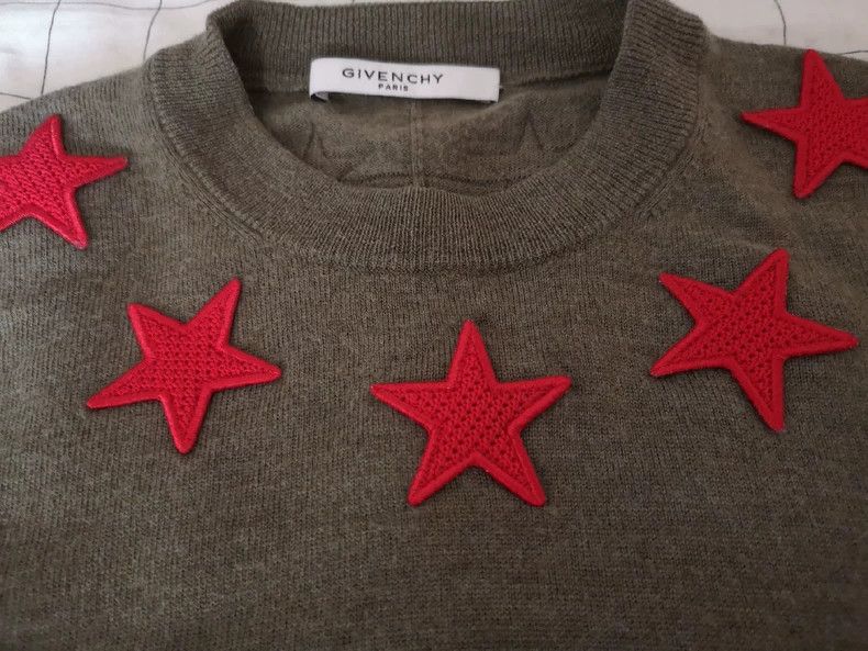 Givenchy Givenchy Wool Sweater - Classic of the Year Size US M / EU 48-50 / 2 - 2 Thumbnail