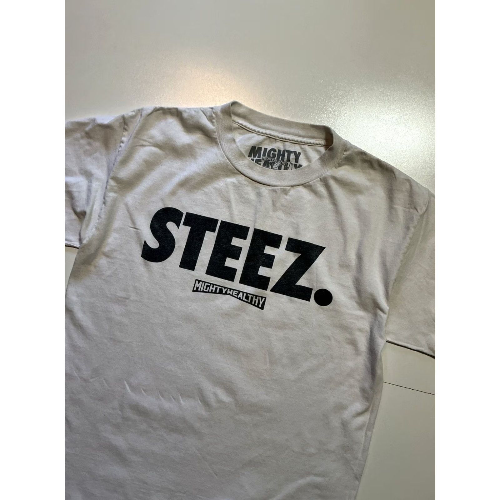 Vintage Mighty Healthy Steez Skateboarding White Graphic S/S Crewneck T-Shirt Sz. M Men Medium Crew Neck Graphic White Size US M / EU 48-50 / 2 - 4 Thumbnail